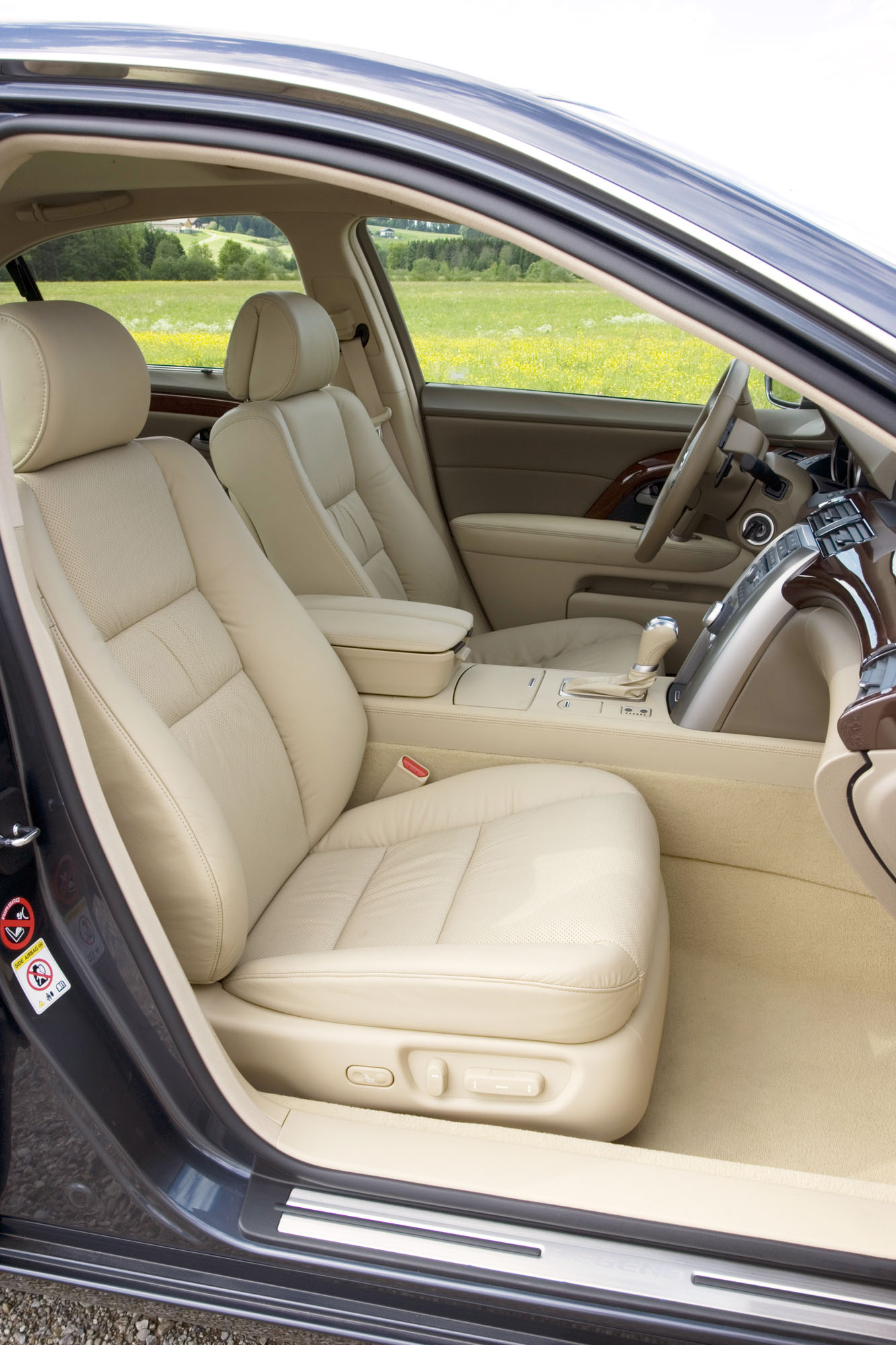 Honda Legend photo #94