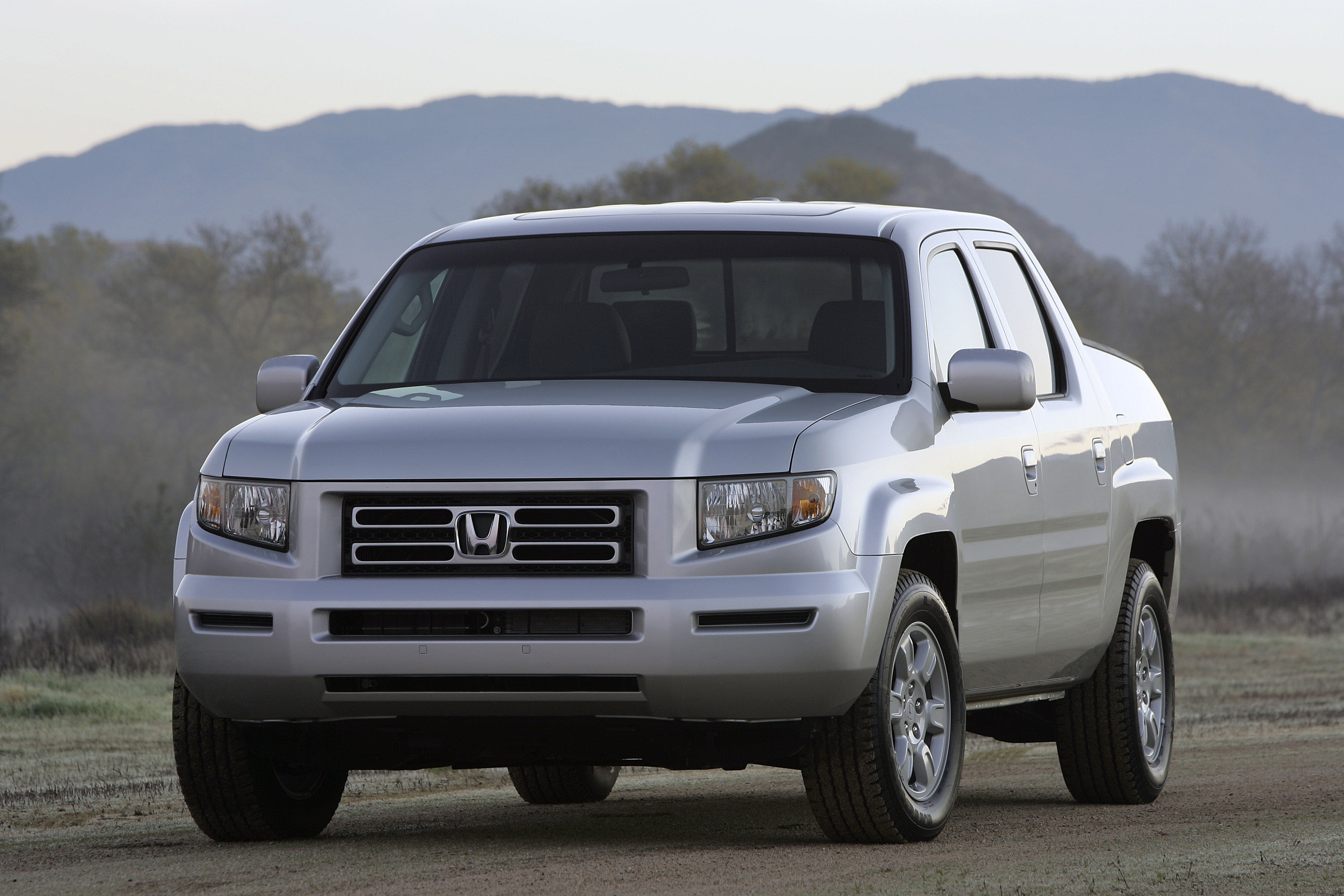 Honda Ridgeline RTL photo #3