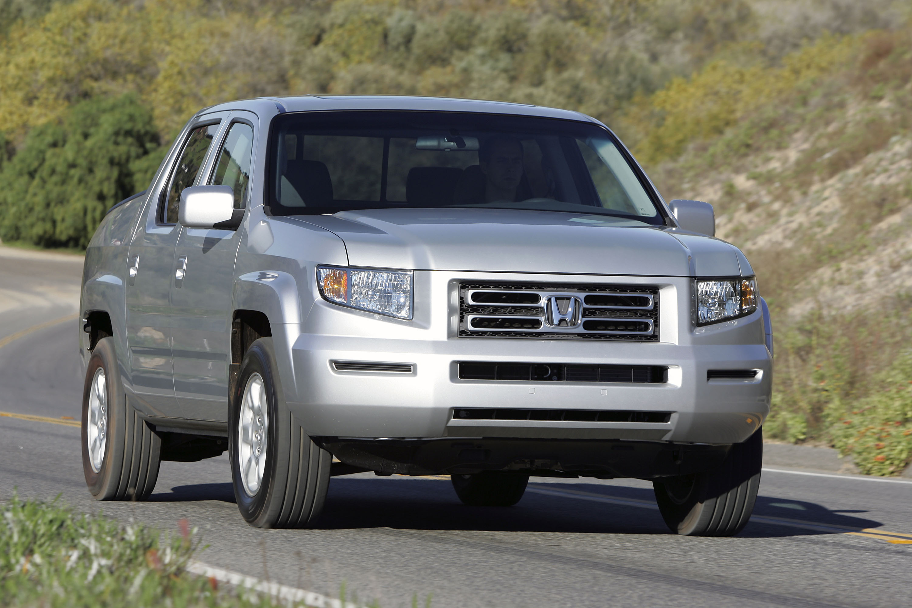 Honda Ridgeline RTL photo #25