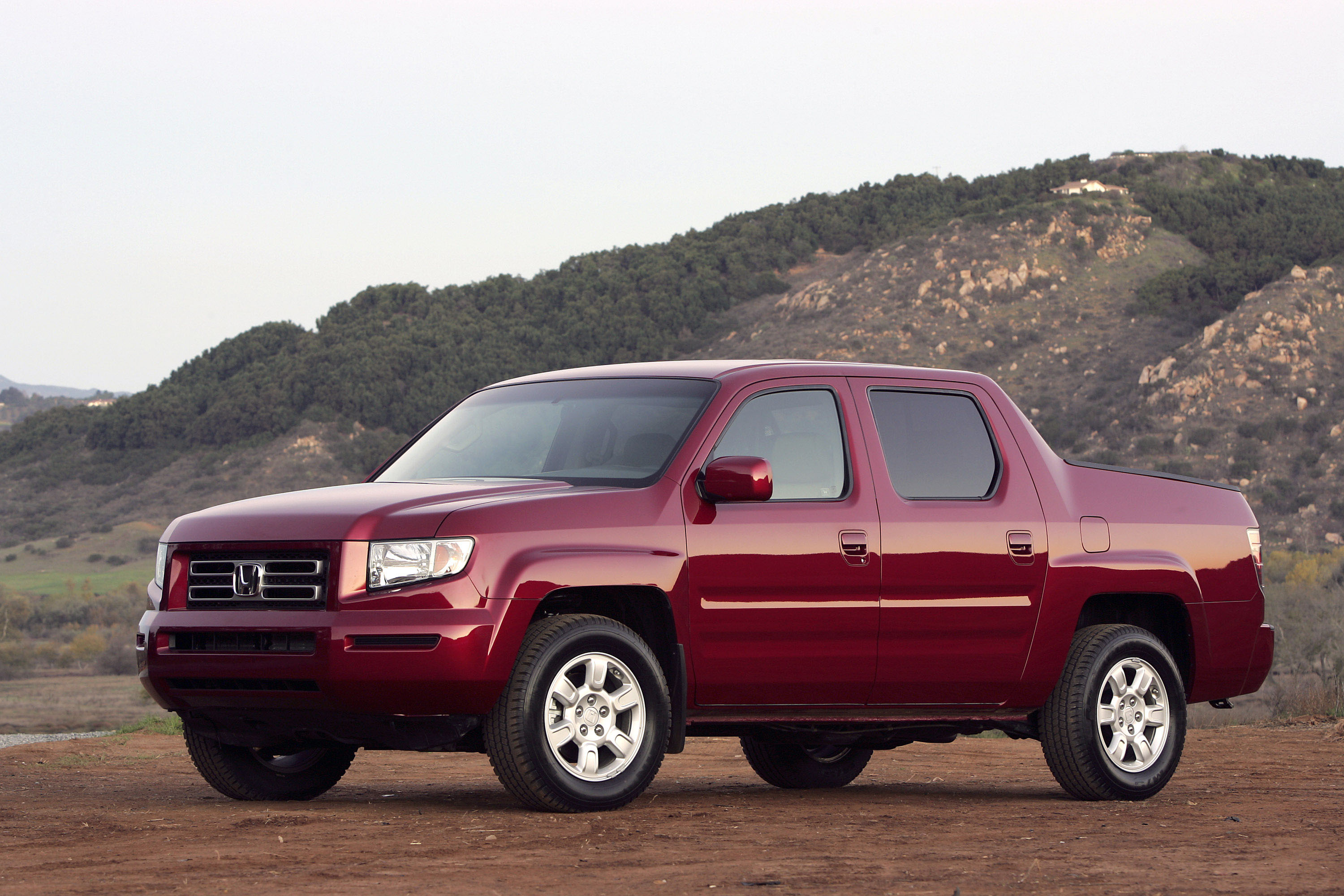 Honda Ridgeline RTL photo #29