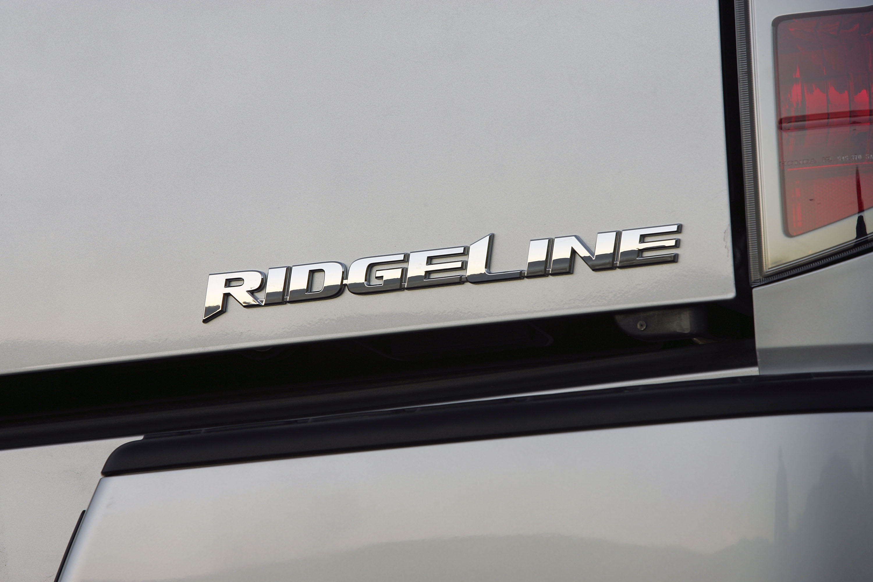 Honda Ridgeline RTL photo #59
