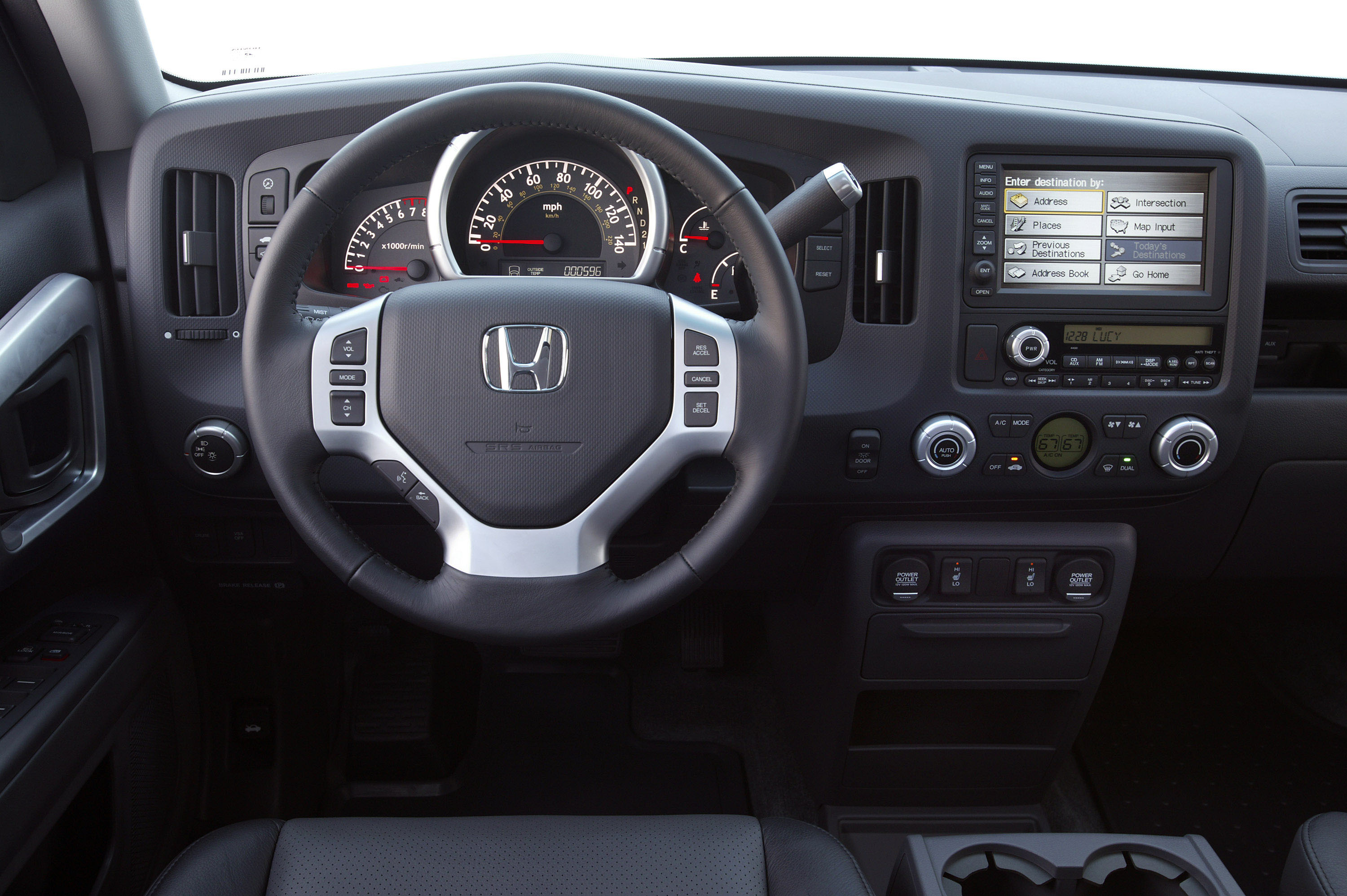 Honda Ridgeline RTL photo #74