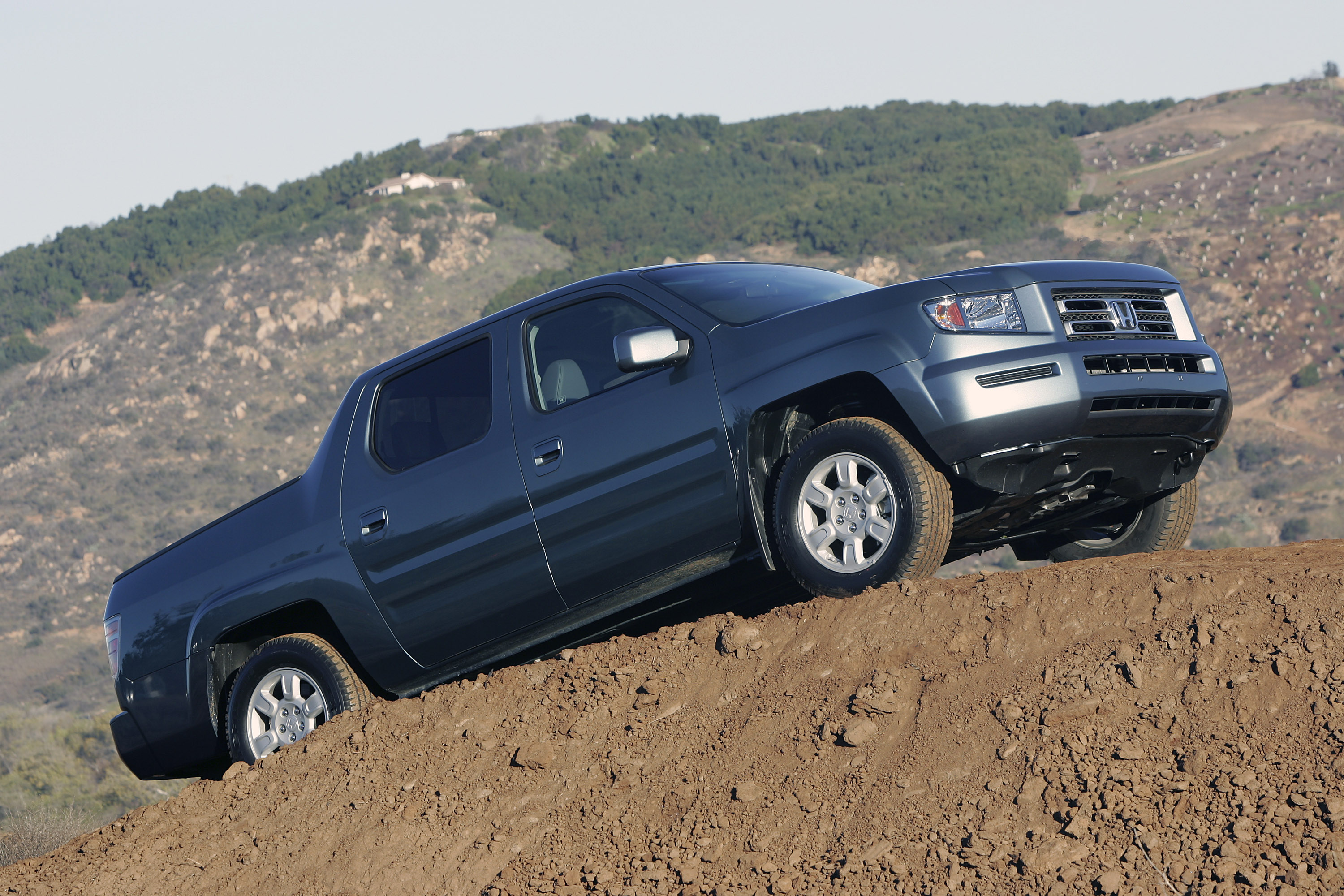 Honda Ridgeline RTS photo #3