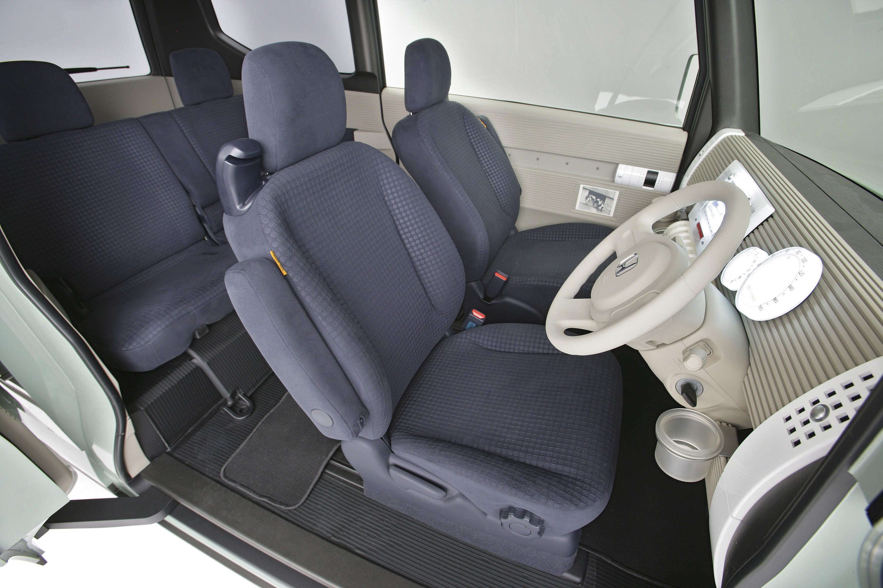 Honda Step Bus Concept photo #9