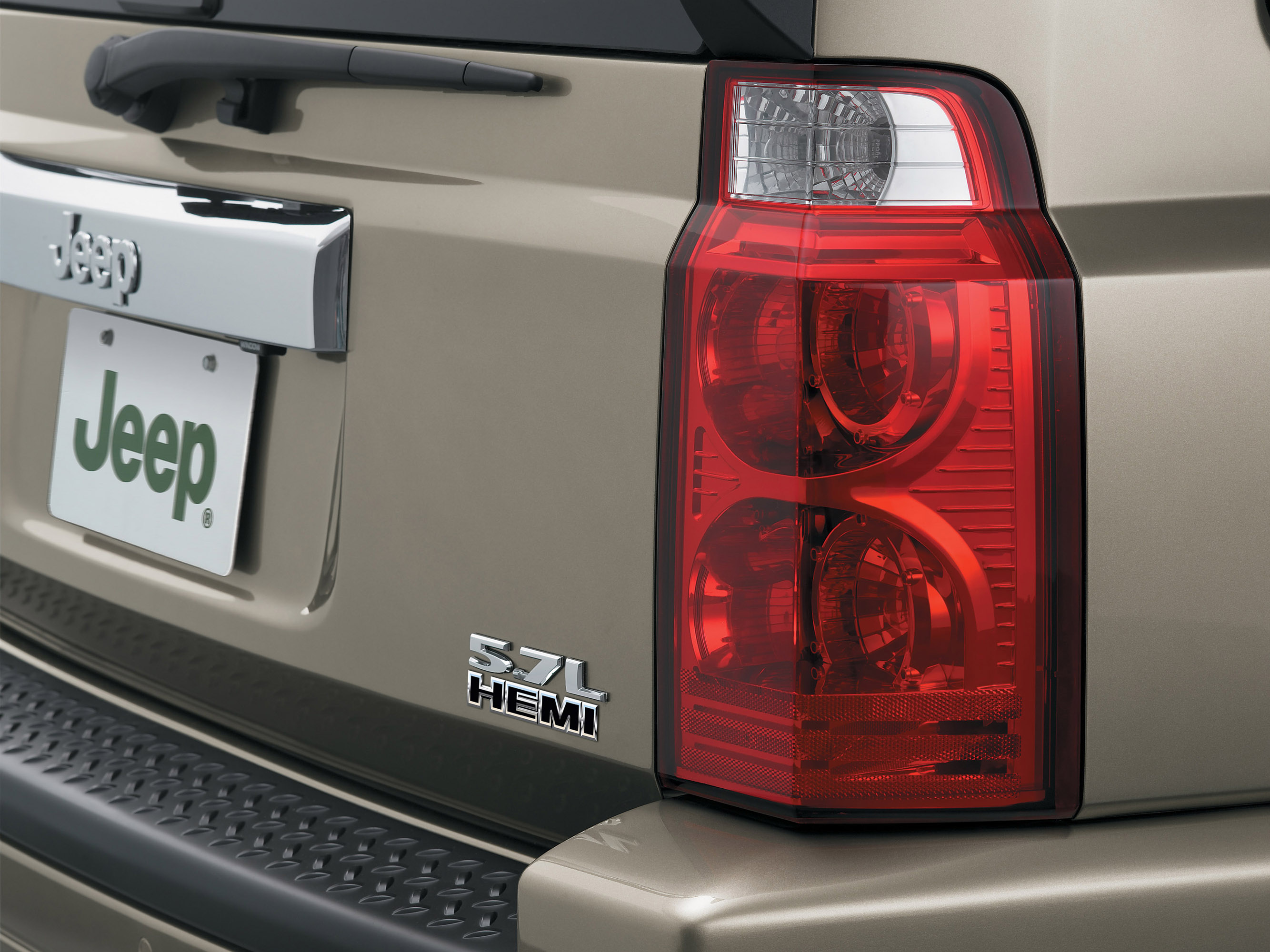 Jeep Commander 4x4 Limited 5.7 HEMI photo #10