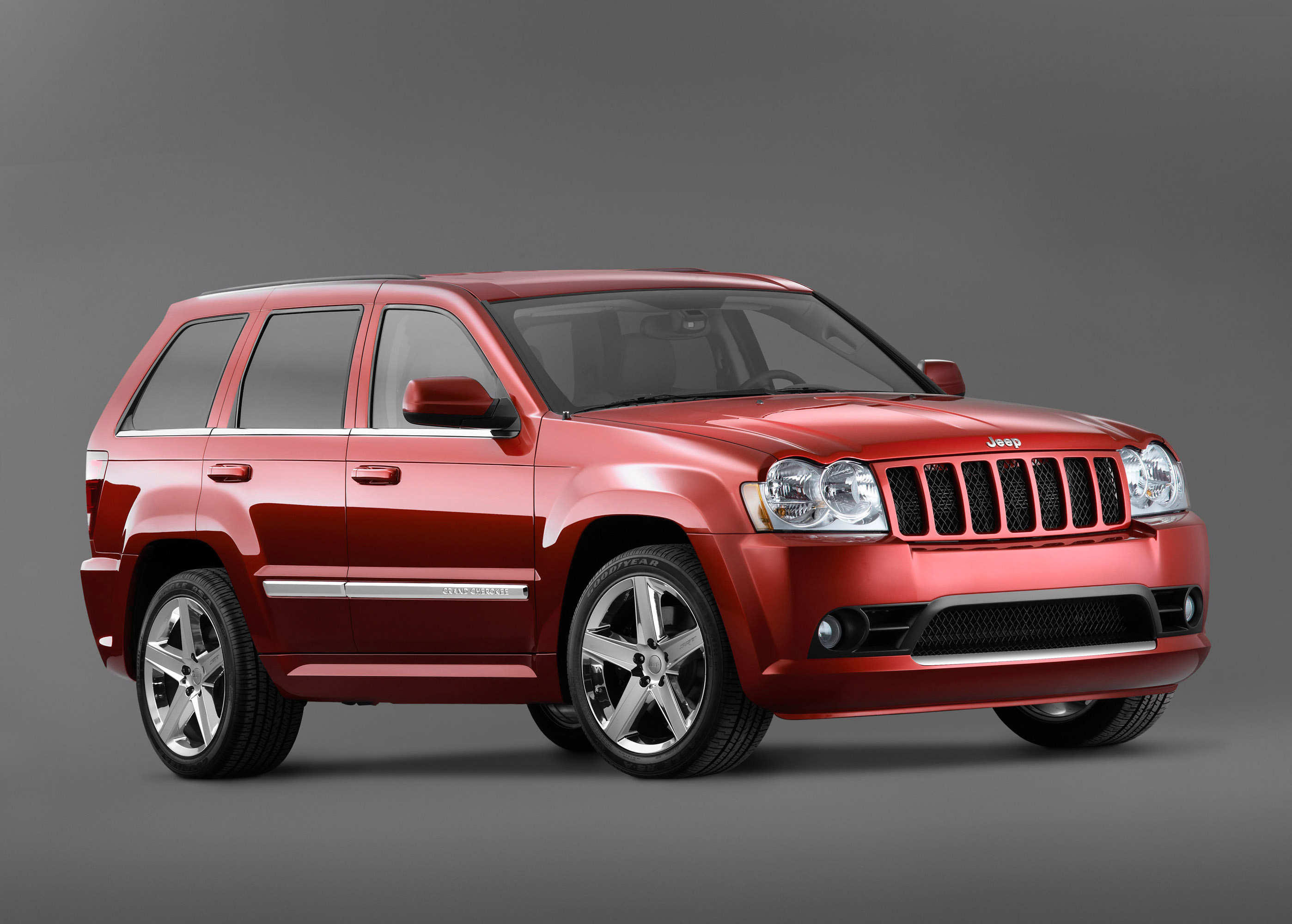 Jeep Grand Cherokee SRT8 photo #1