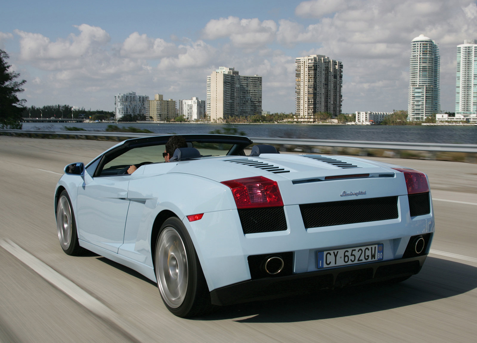 Lamborghini Gallardo Spyder photo #16