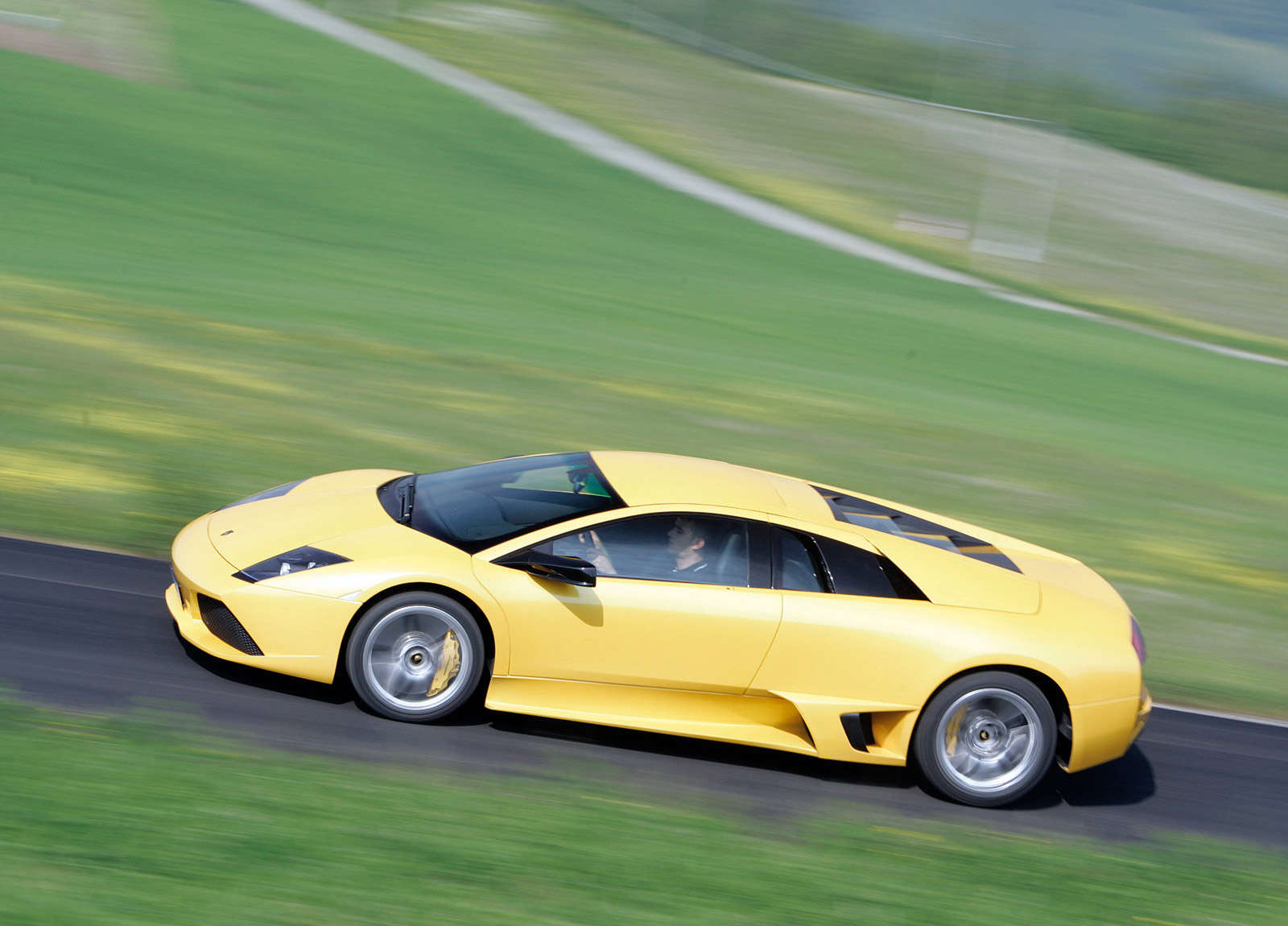 Lamborghini Murcielago LP640 photo #16