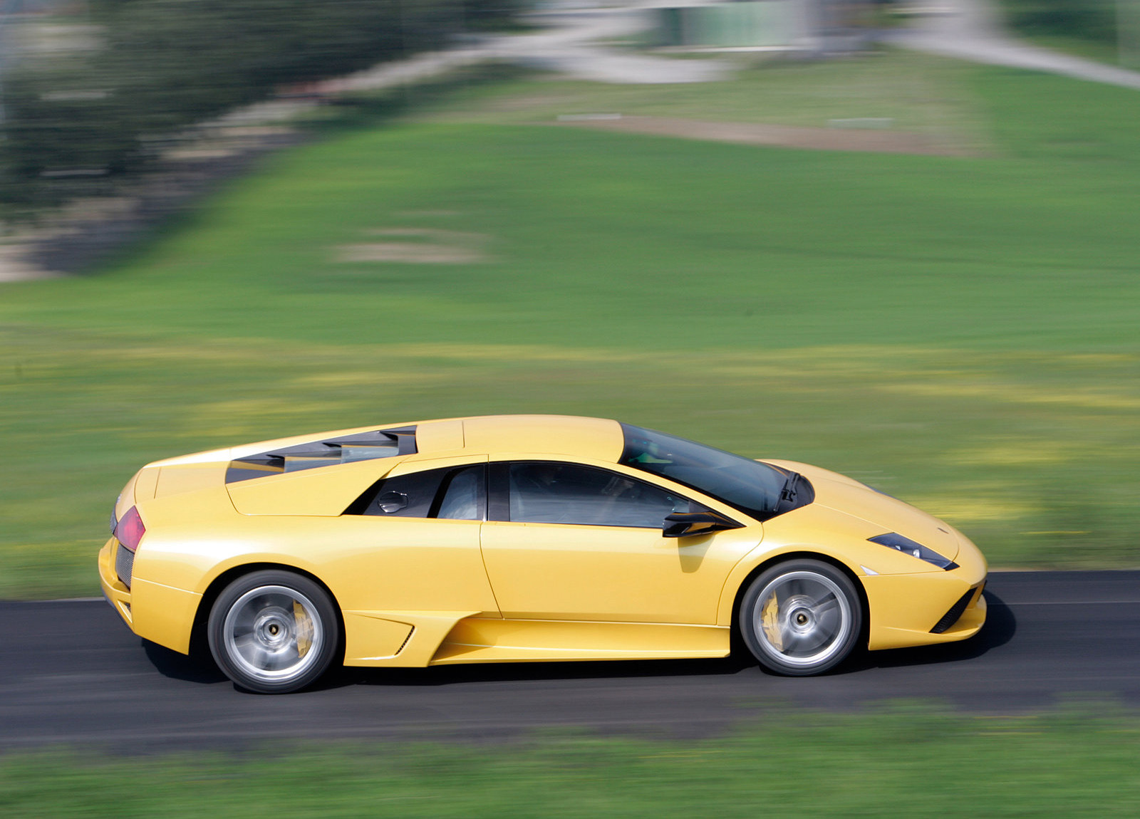 Lamborghini Murcielago LP640 photo #20