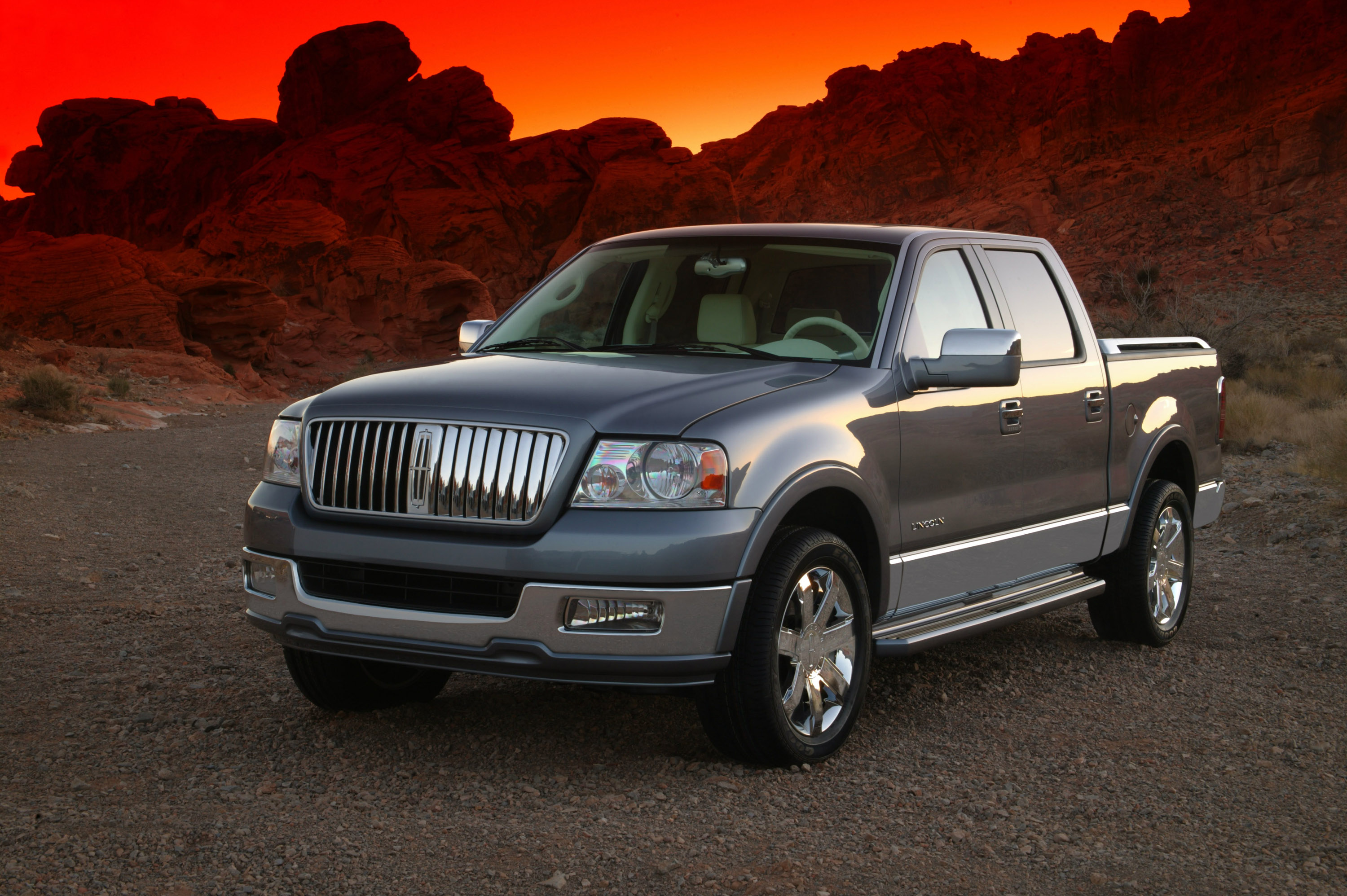 Lincoln Mark LT photo #1