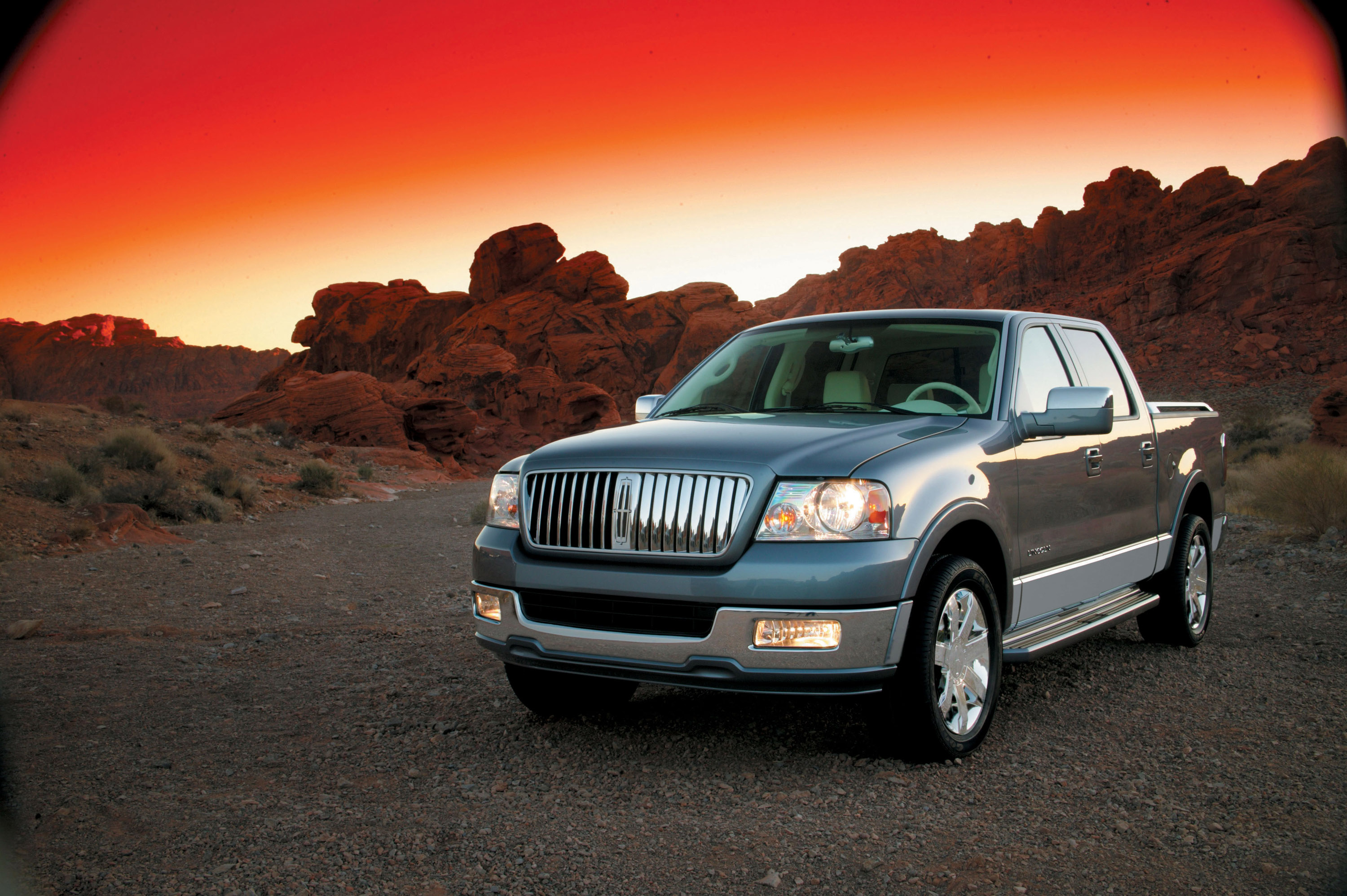 Lincoln Mark LT photo #2