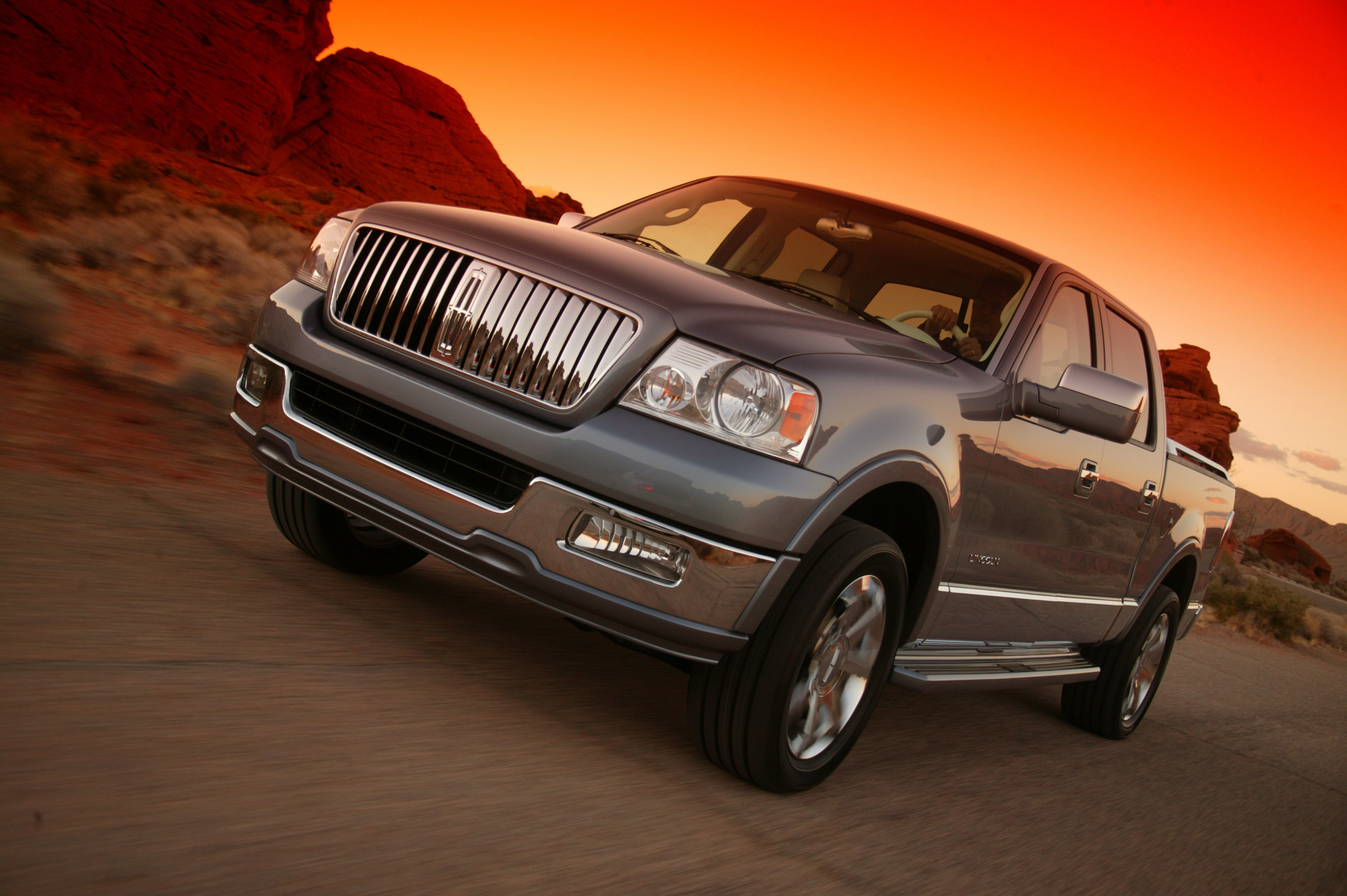 Lincoln Mark LT photo #13