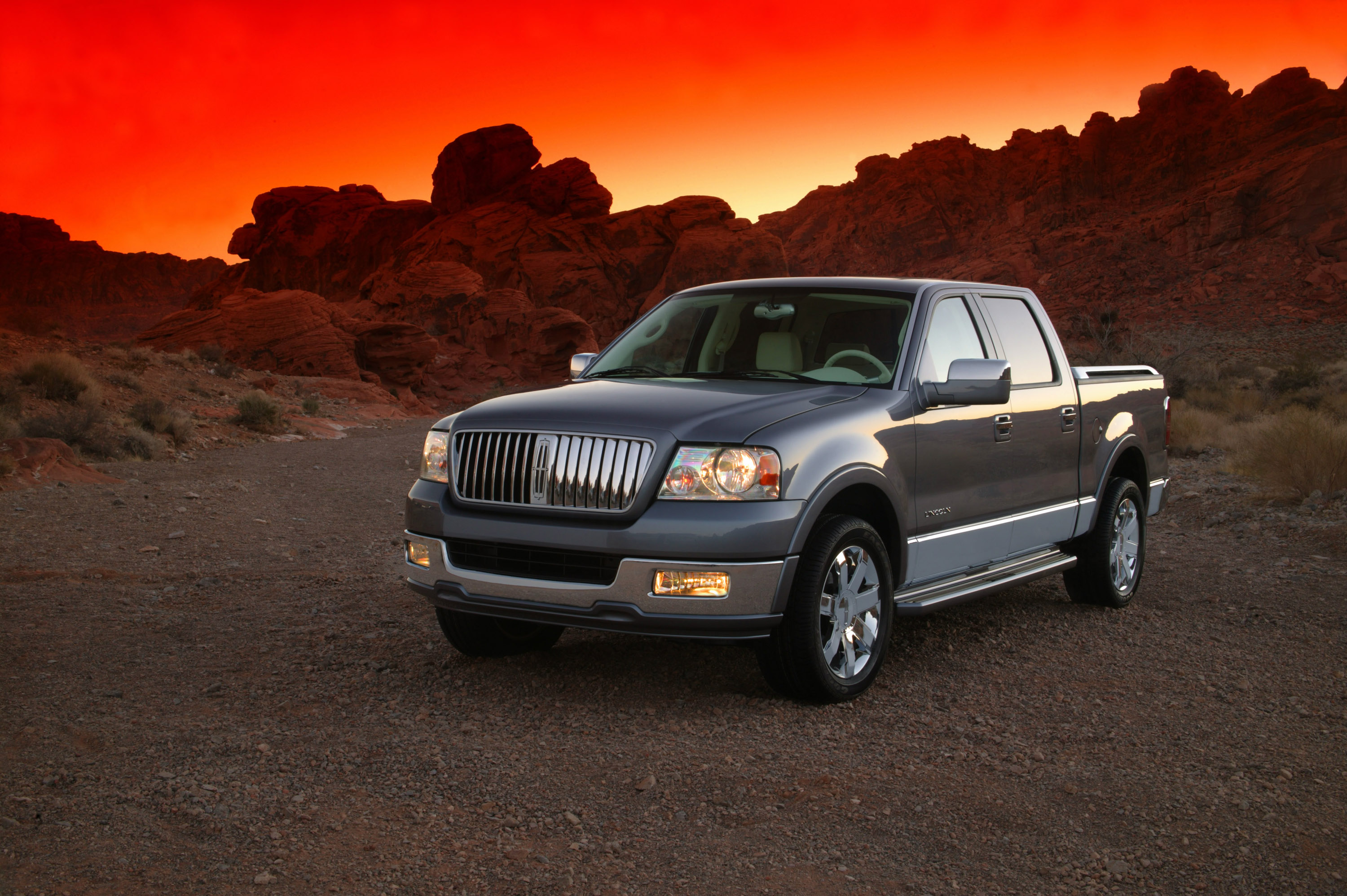 Lincoln Mark LT photo #18