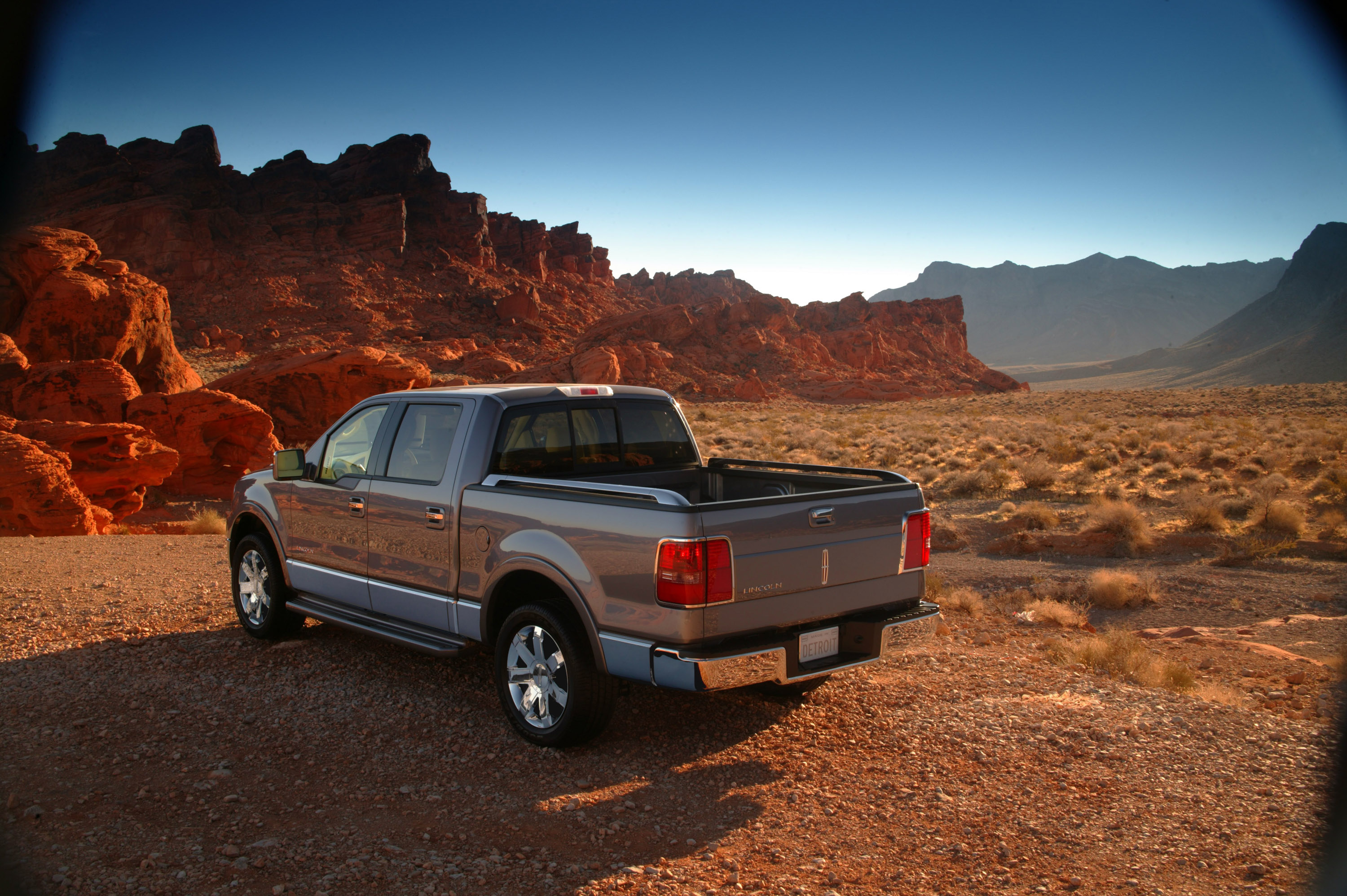 Lincoln Mark LT photo #21