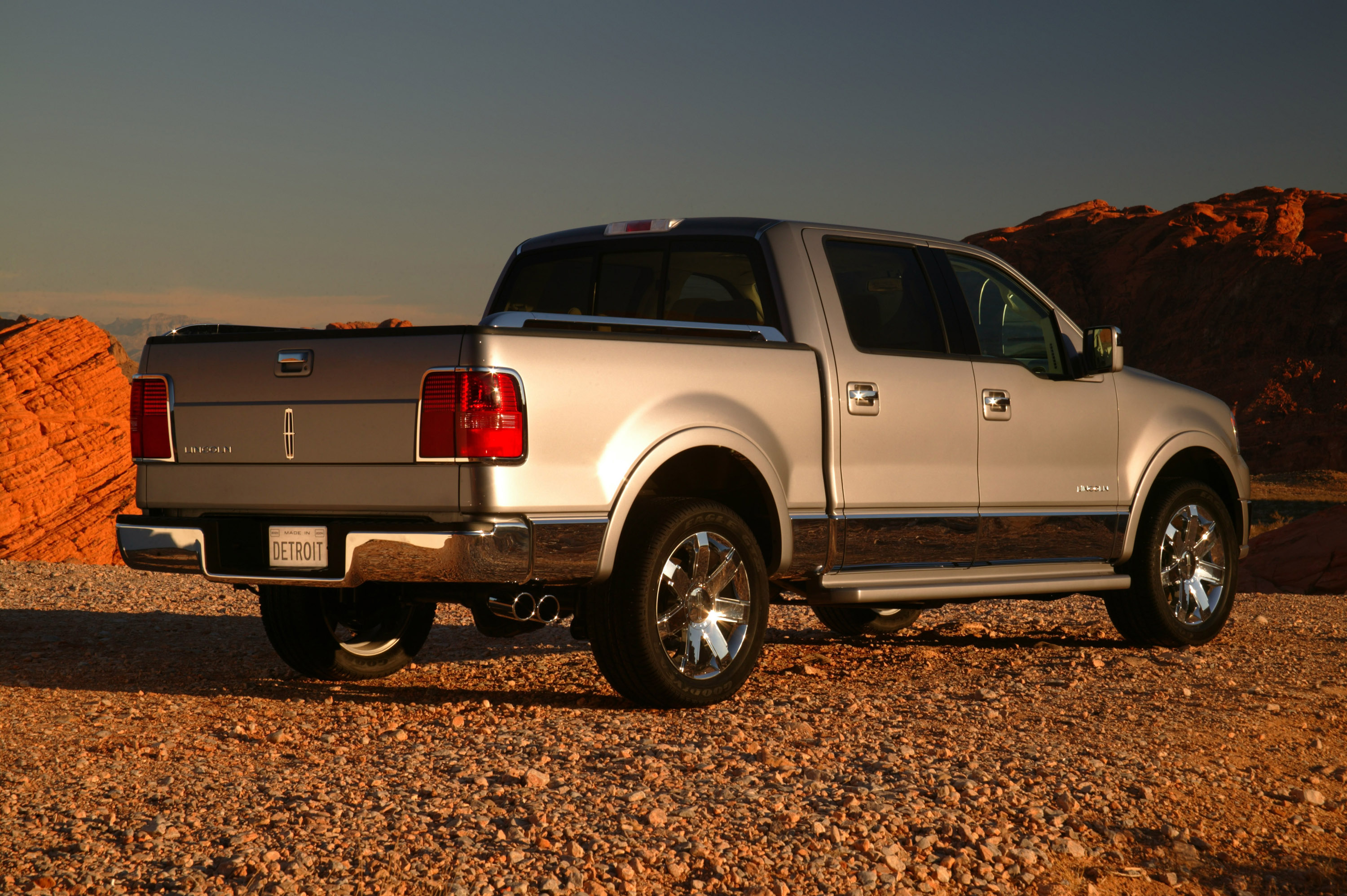 Lincoln Mark LT photo #24