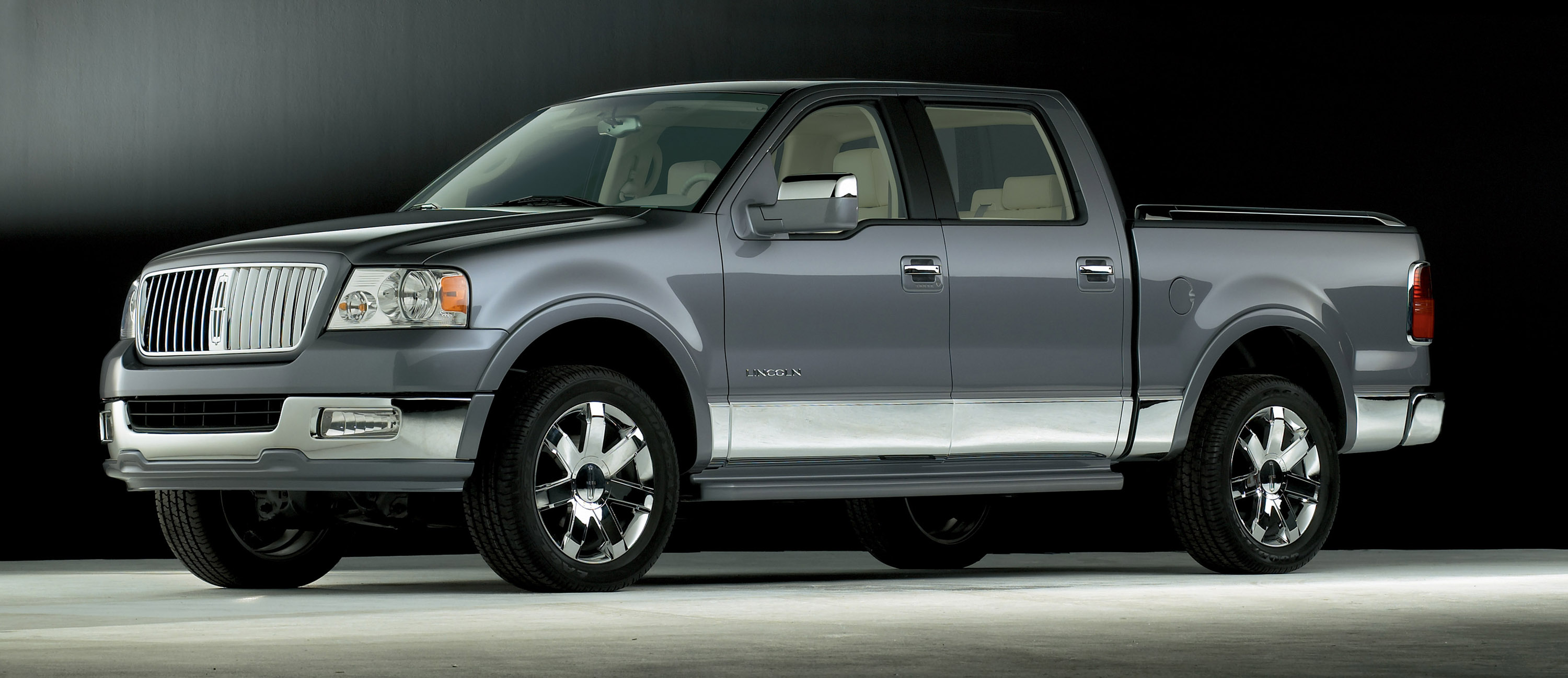 Lincoln Mark LT photo #28