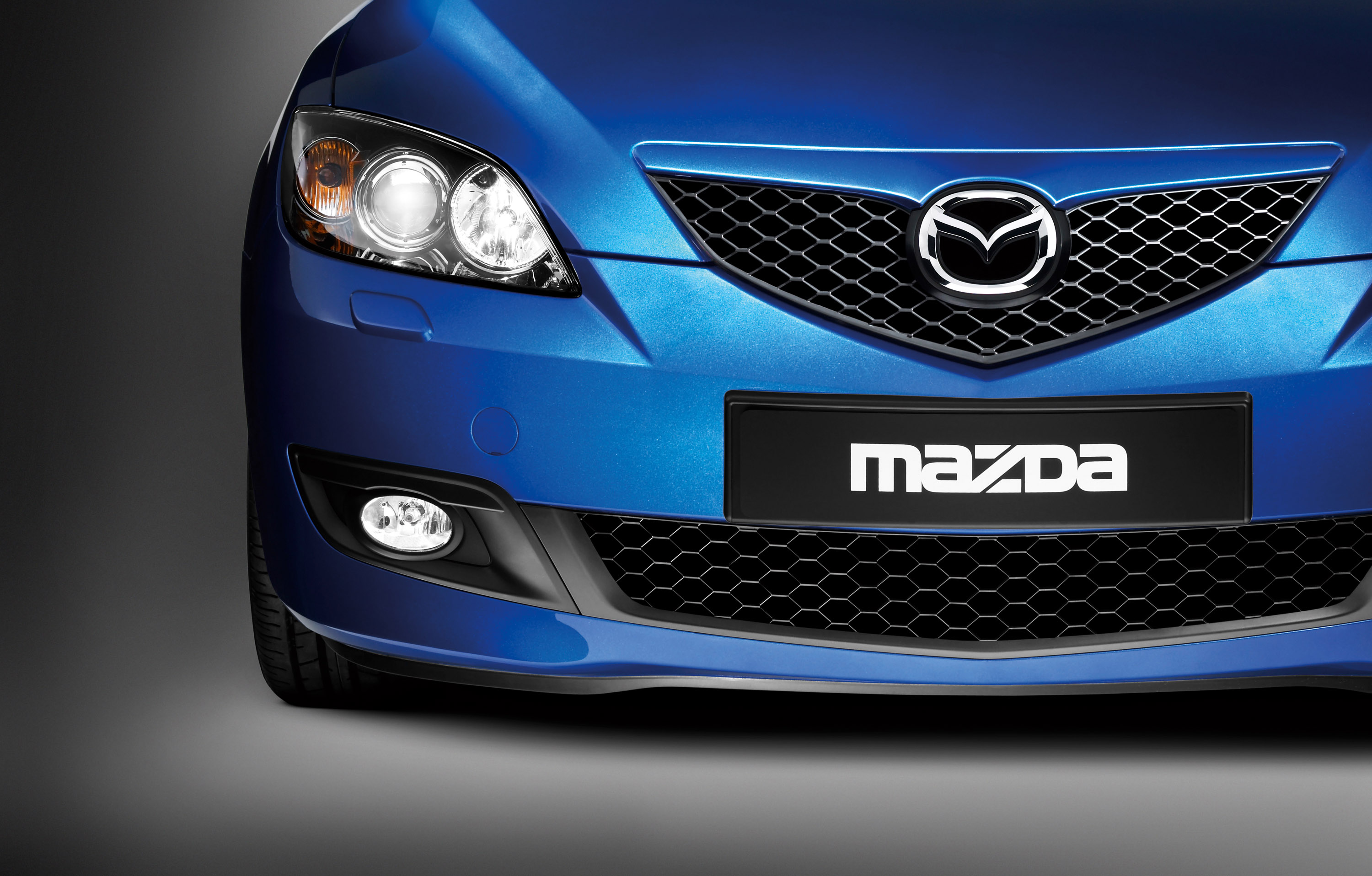 Mazda 3 Facelift photo #18