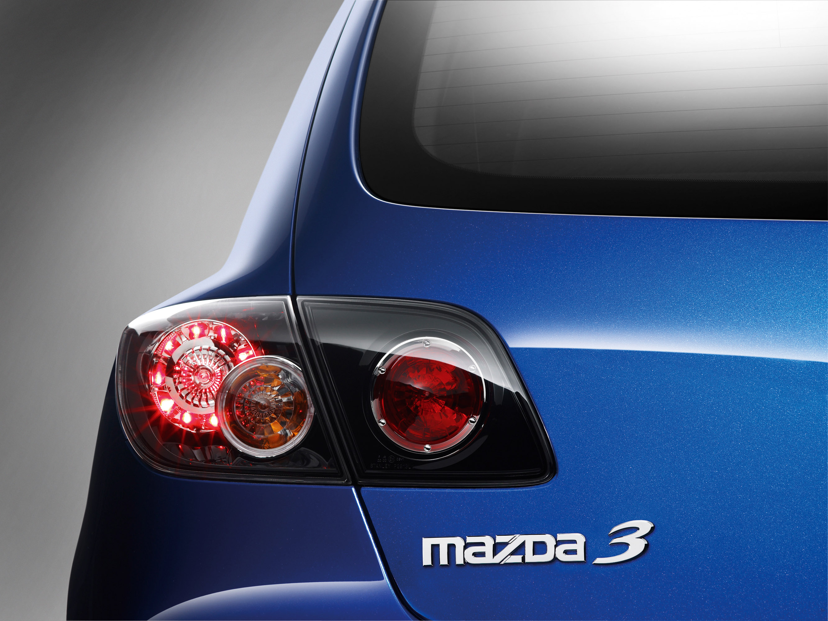 Mazda 3 Facelift photo #21