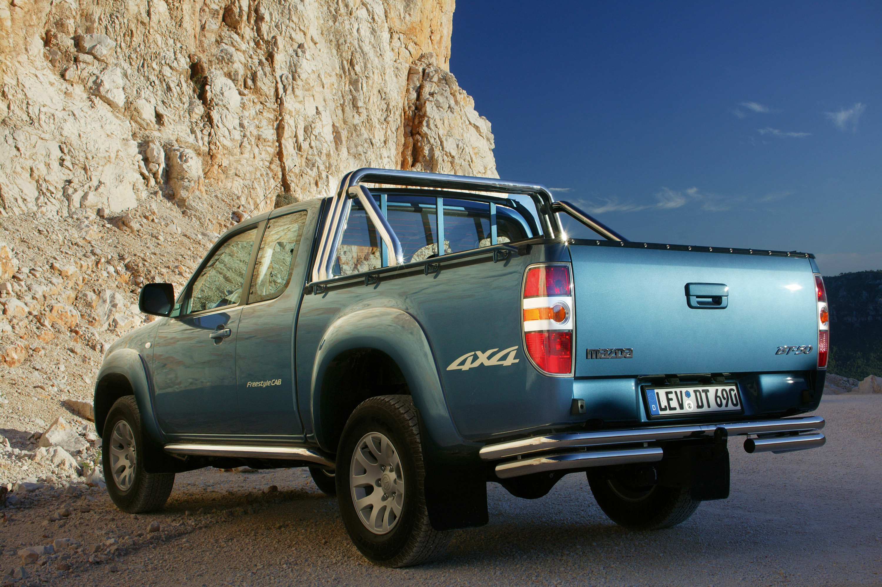 Mazda BT-50 photo #27