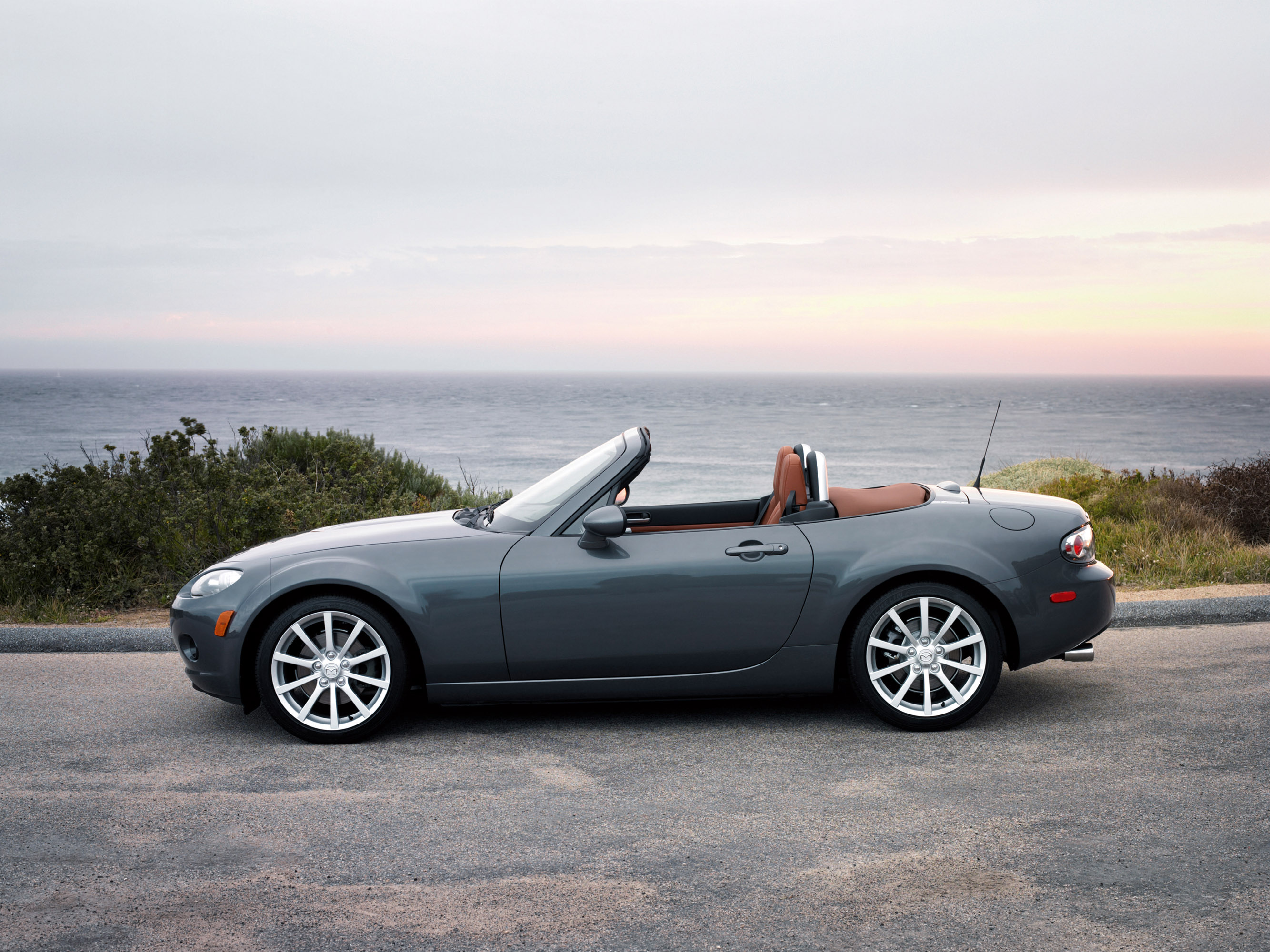 Mazda MX5 photo #3