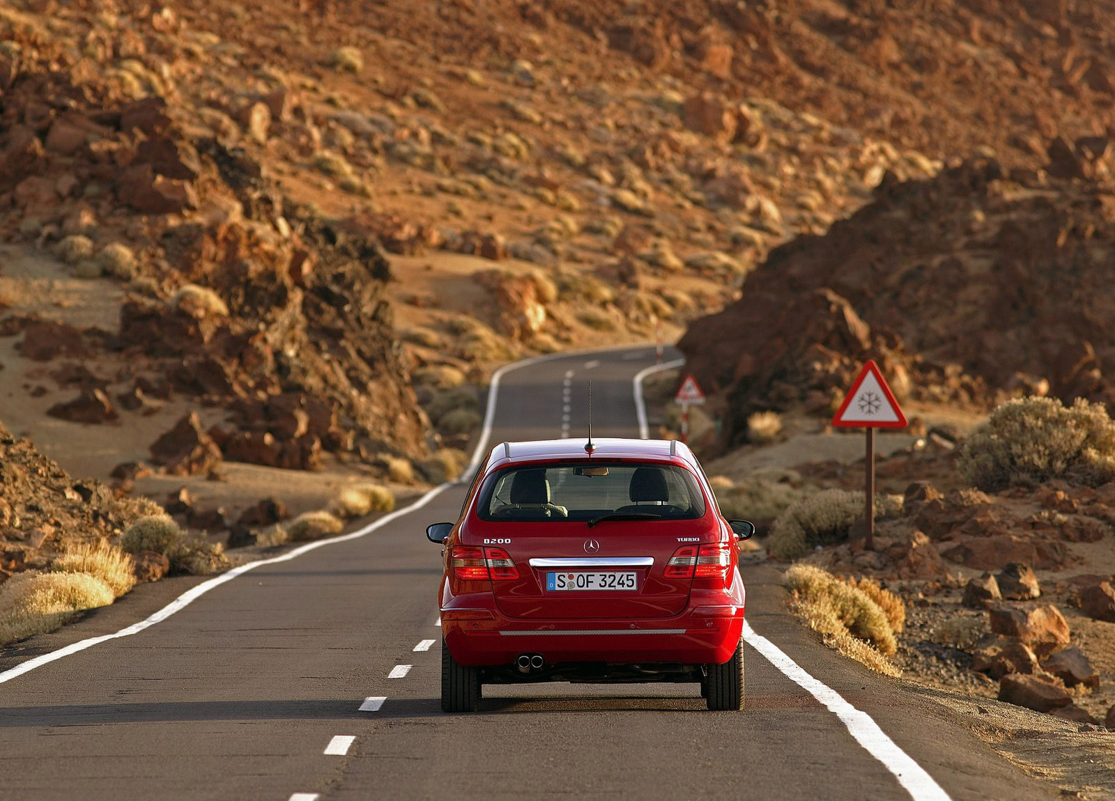 Mercedes-Benz B200 Turbo photo #44