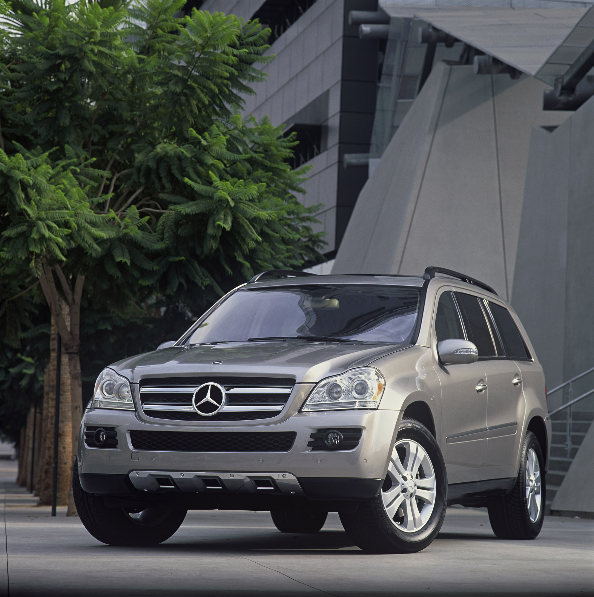 Mercedes-Benz GL-Class photo #3