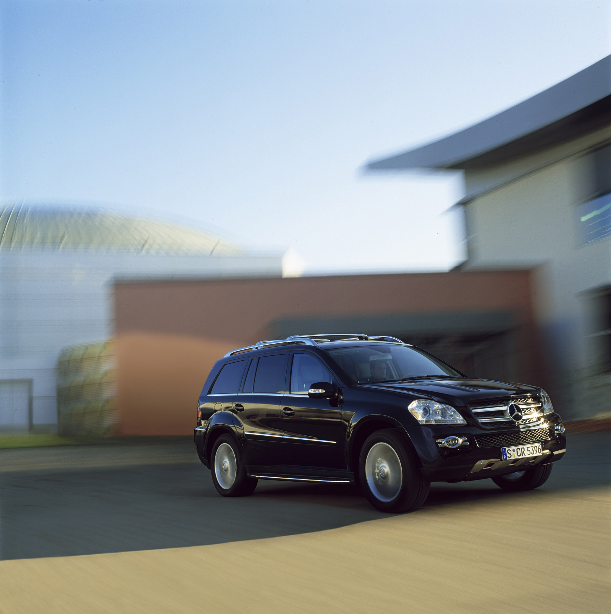 Mercedes-Benz GL-Class photo #35