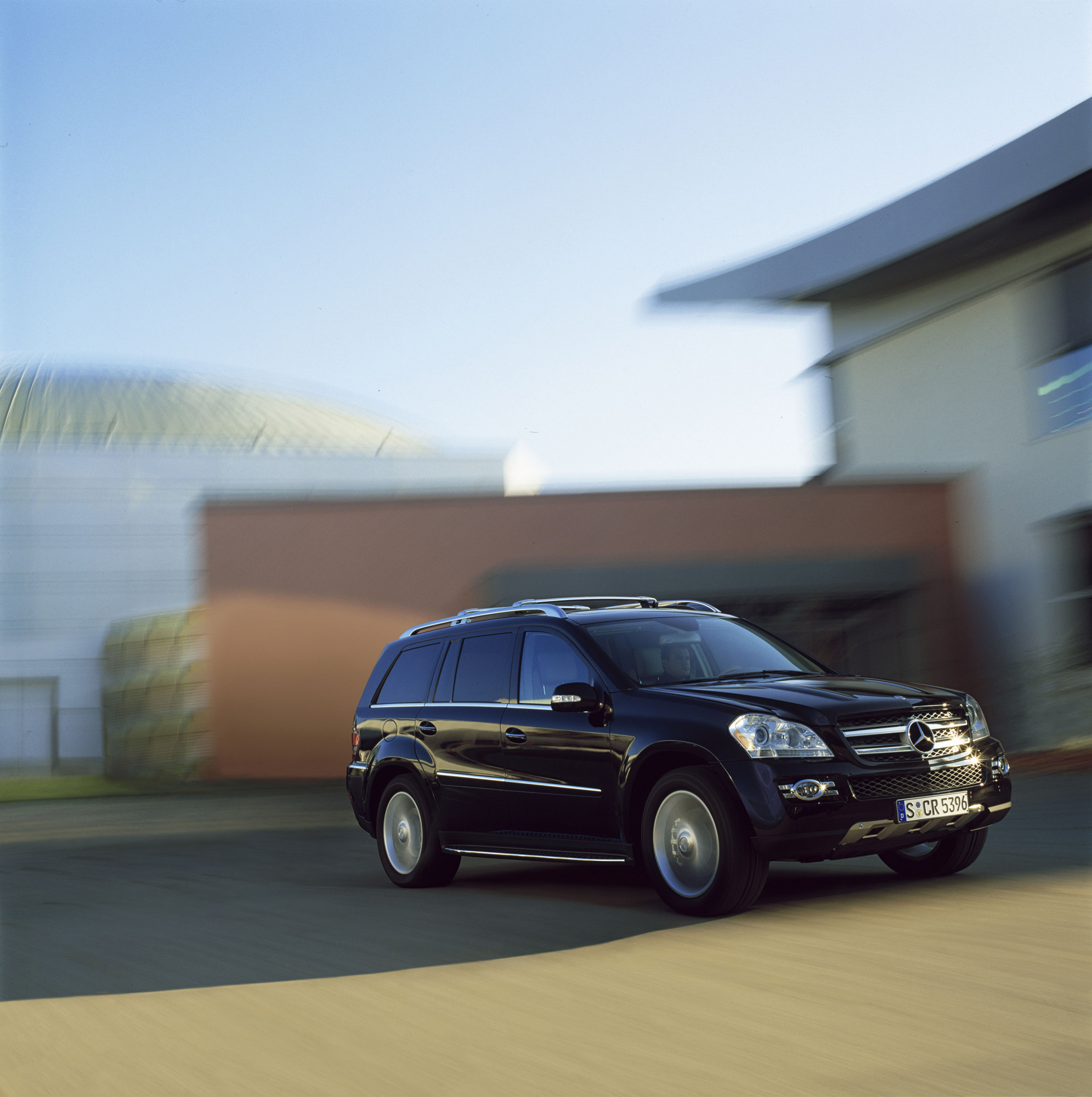 Mercedes-Benz GL-Class photo #42