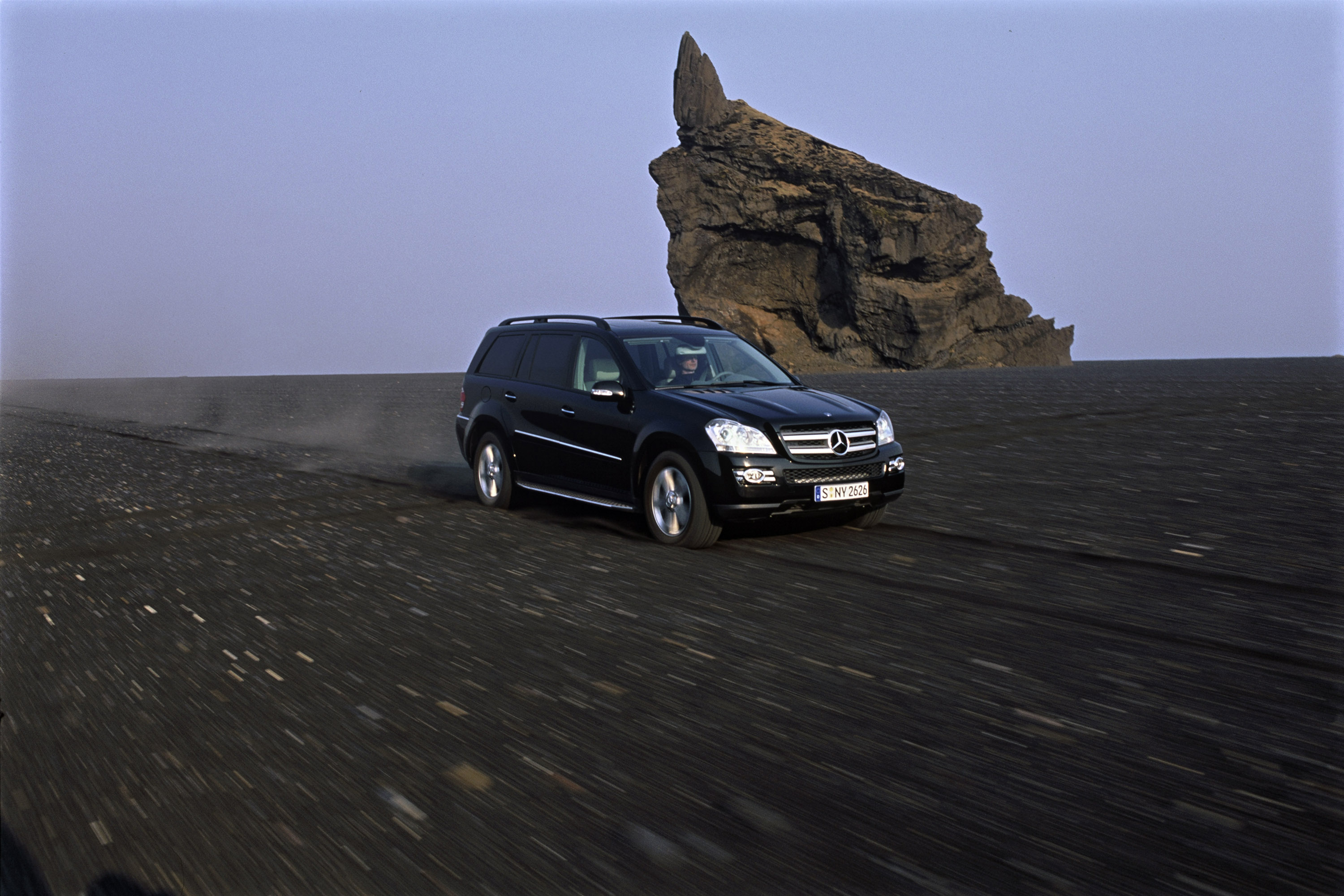 Mercedes-Benz GL-Class photo #55