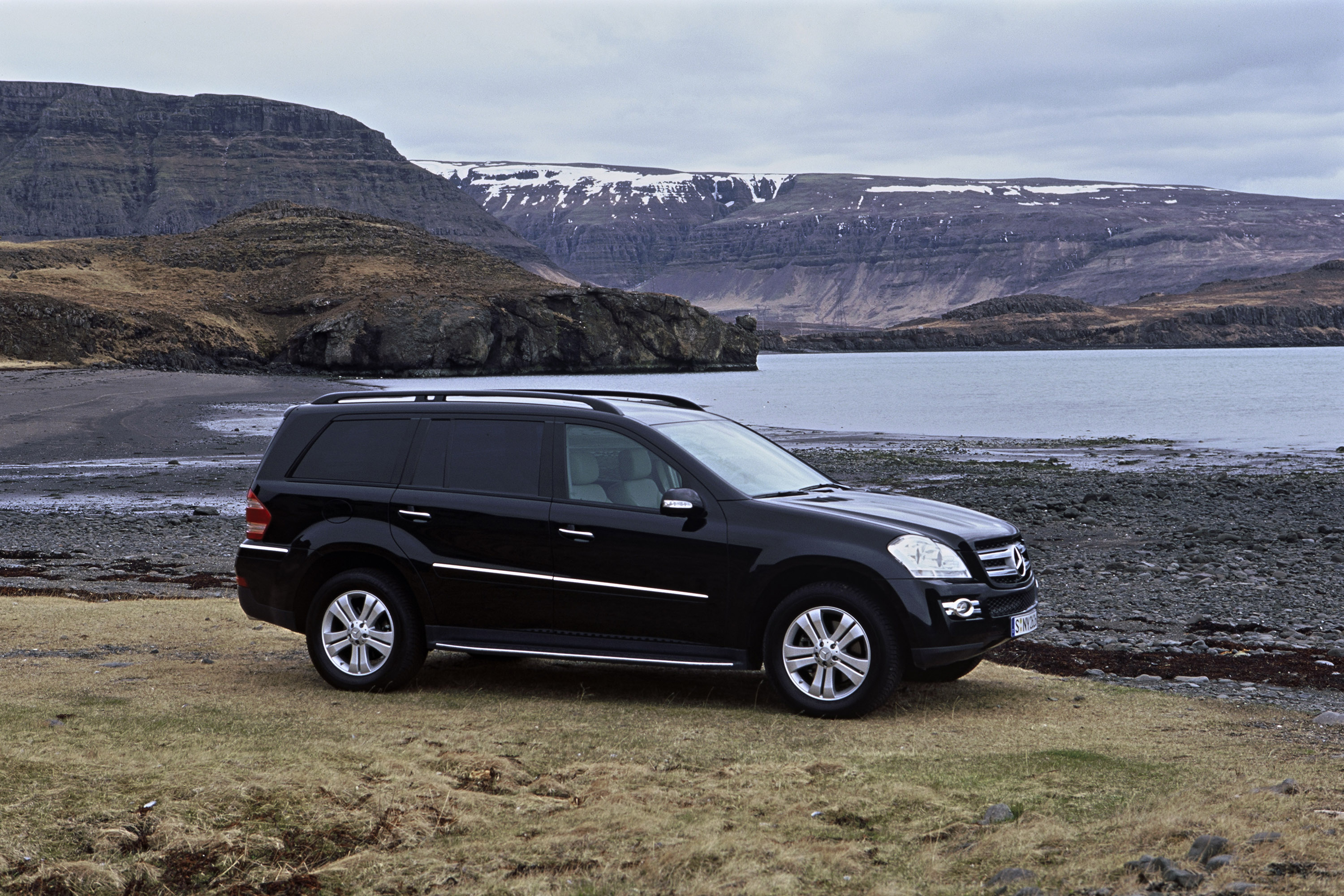 Mercedes-Benz GL-Class photo #58