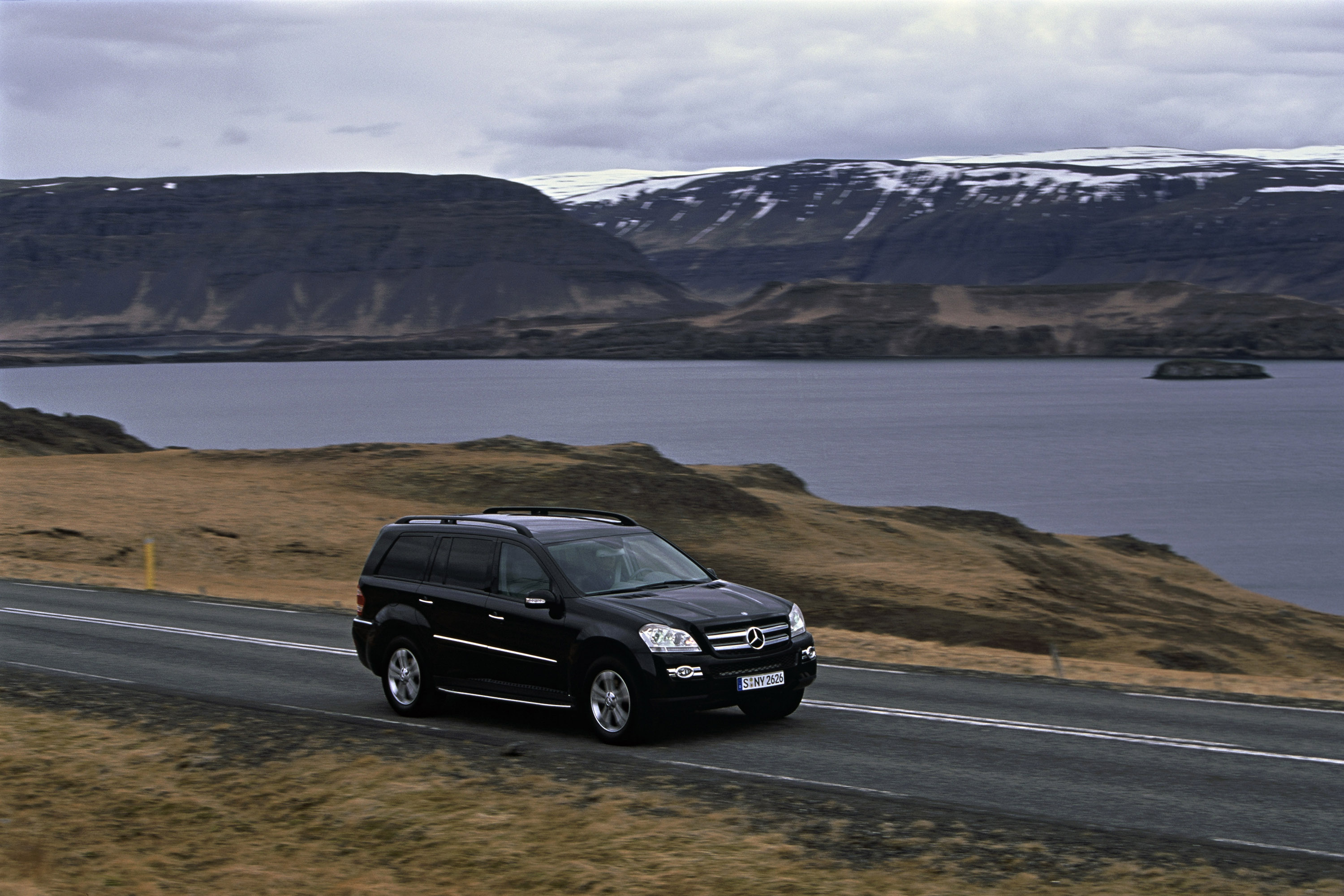 Mercedes-Benz GL-Class photo #61