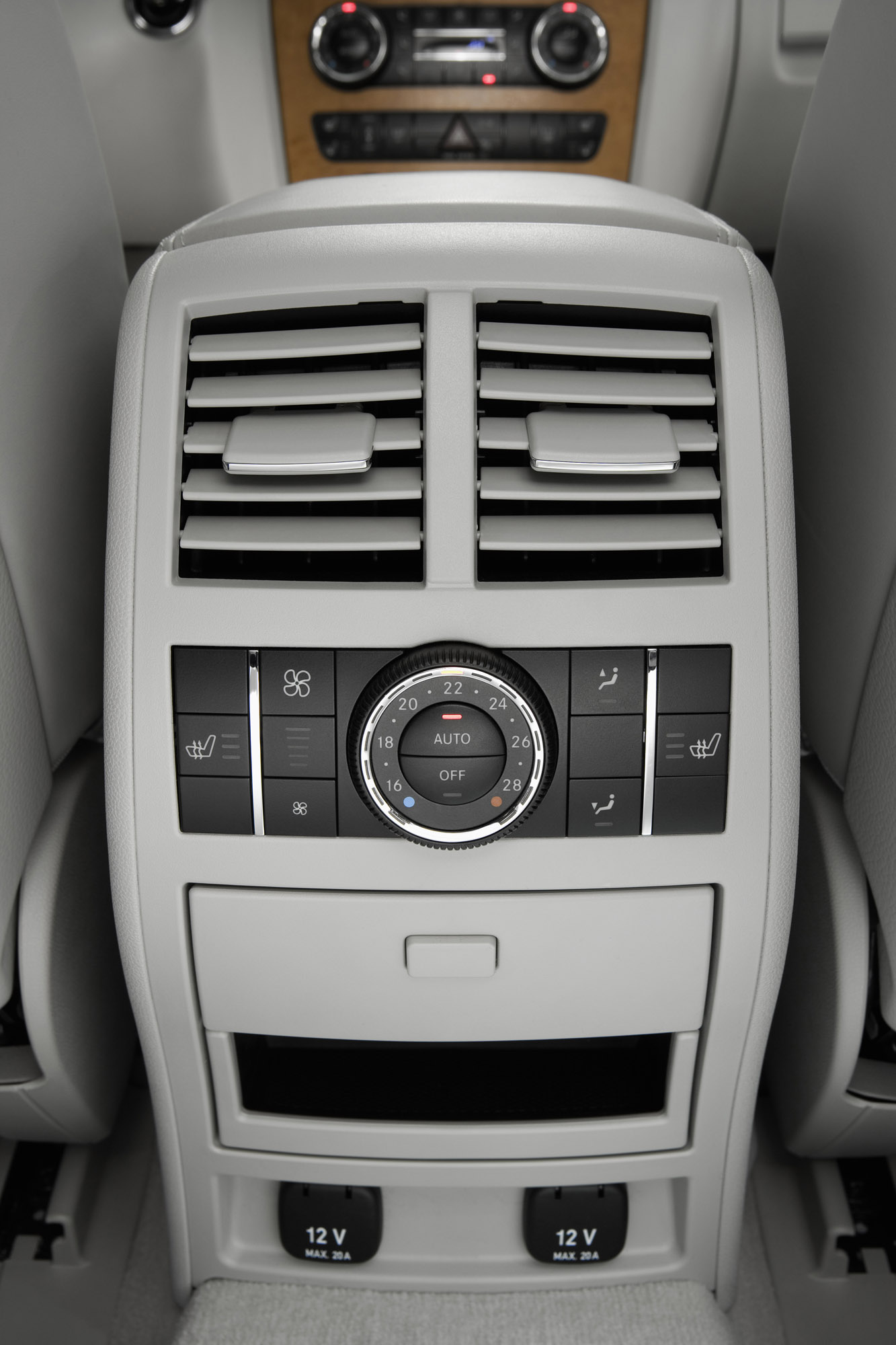Mercedes-Benz GL-Class photo #76
