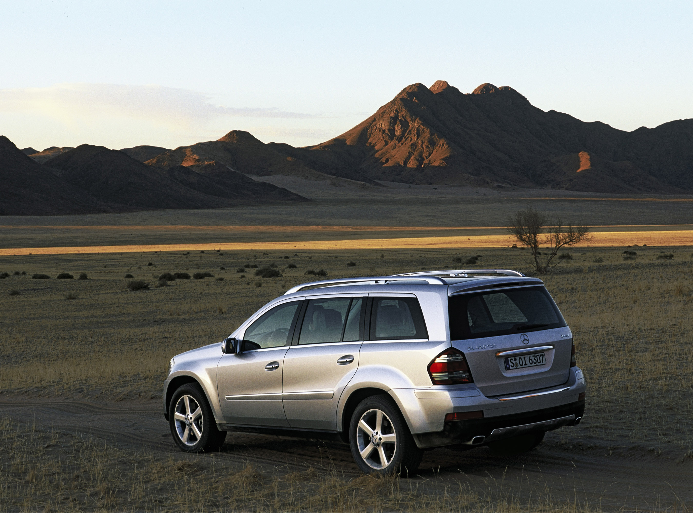 Mercedes-Benz GL-Class photo #83