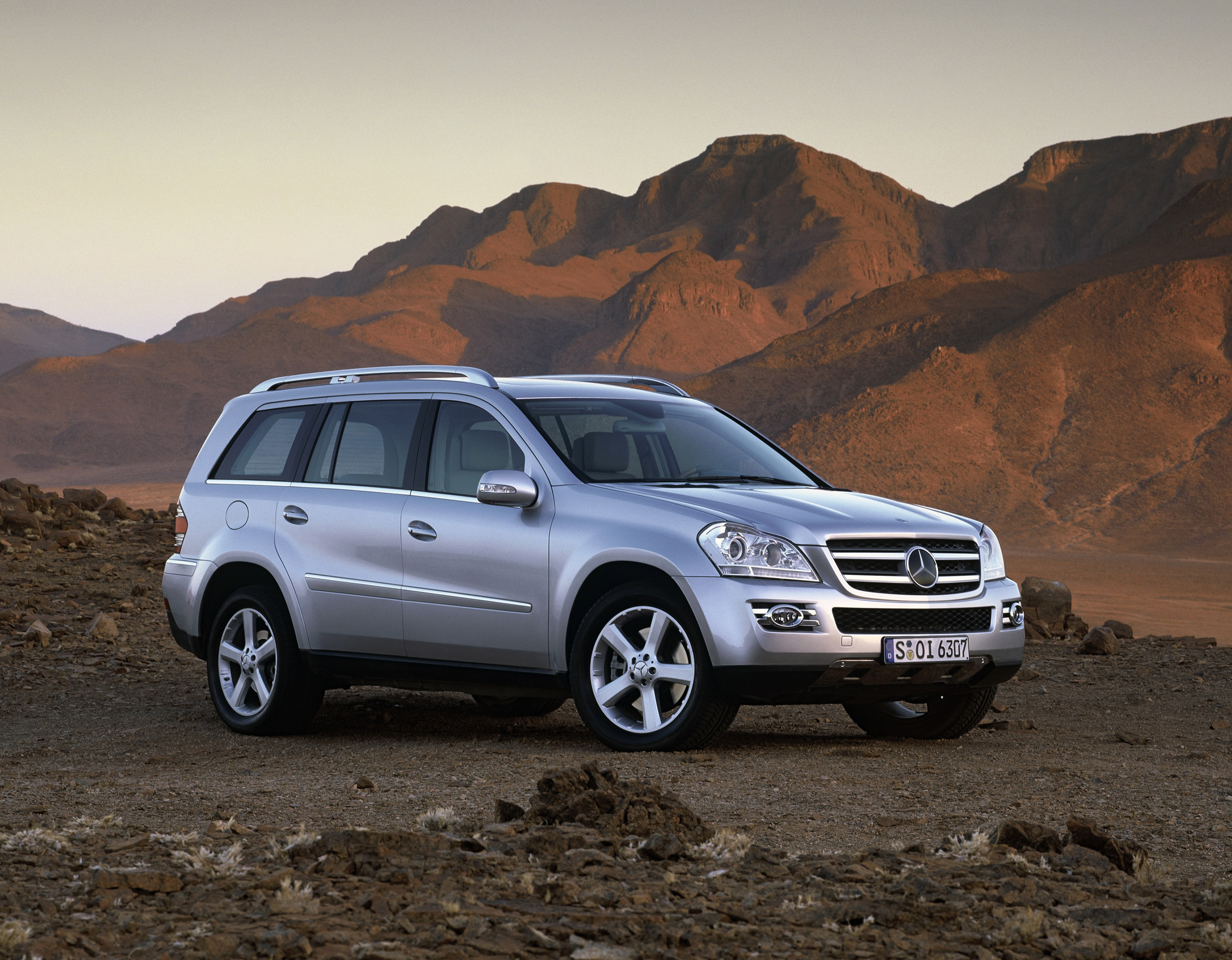 Mercedes-Benz GL420 CDI photo #2