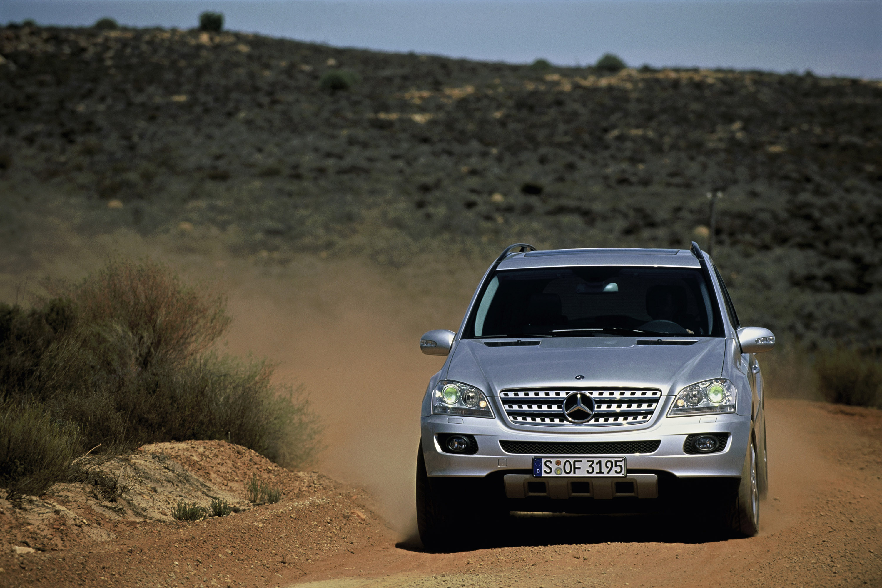 Mercedes-Benz ML350 photo #18