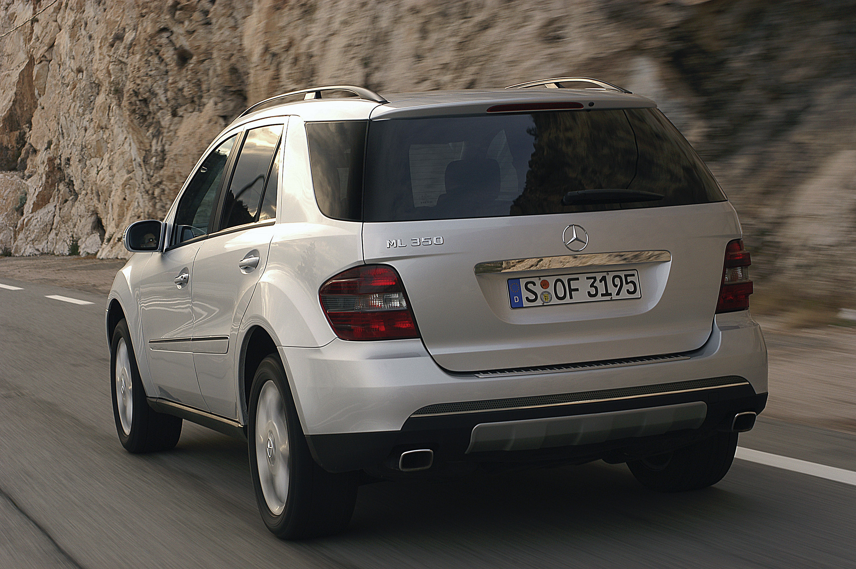 Mercedes-Benz ML350 photo #36