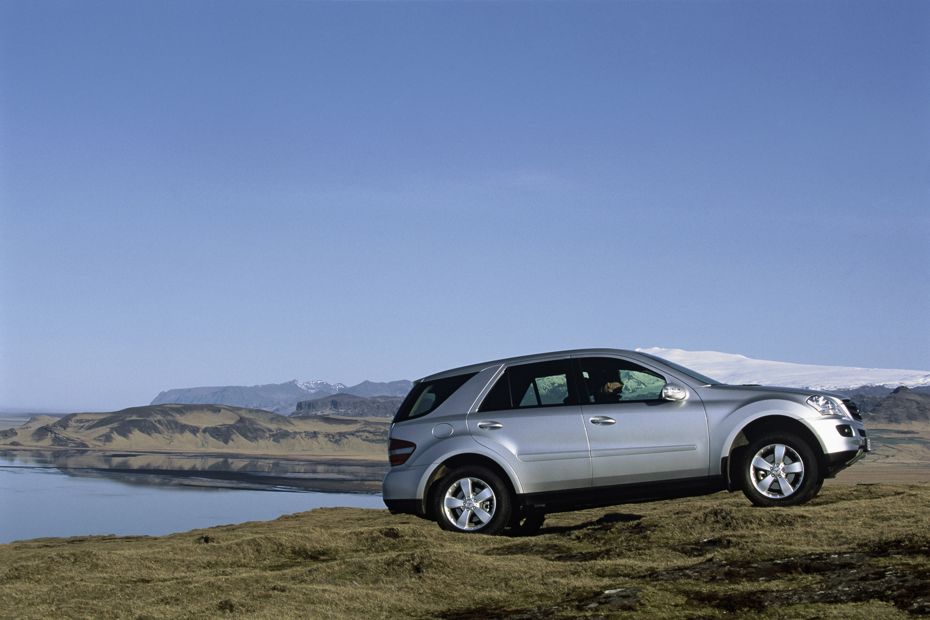 Mercedes-Benz ML420 CDI 4MATIC photo #8