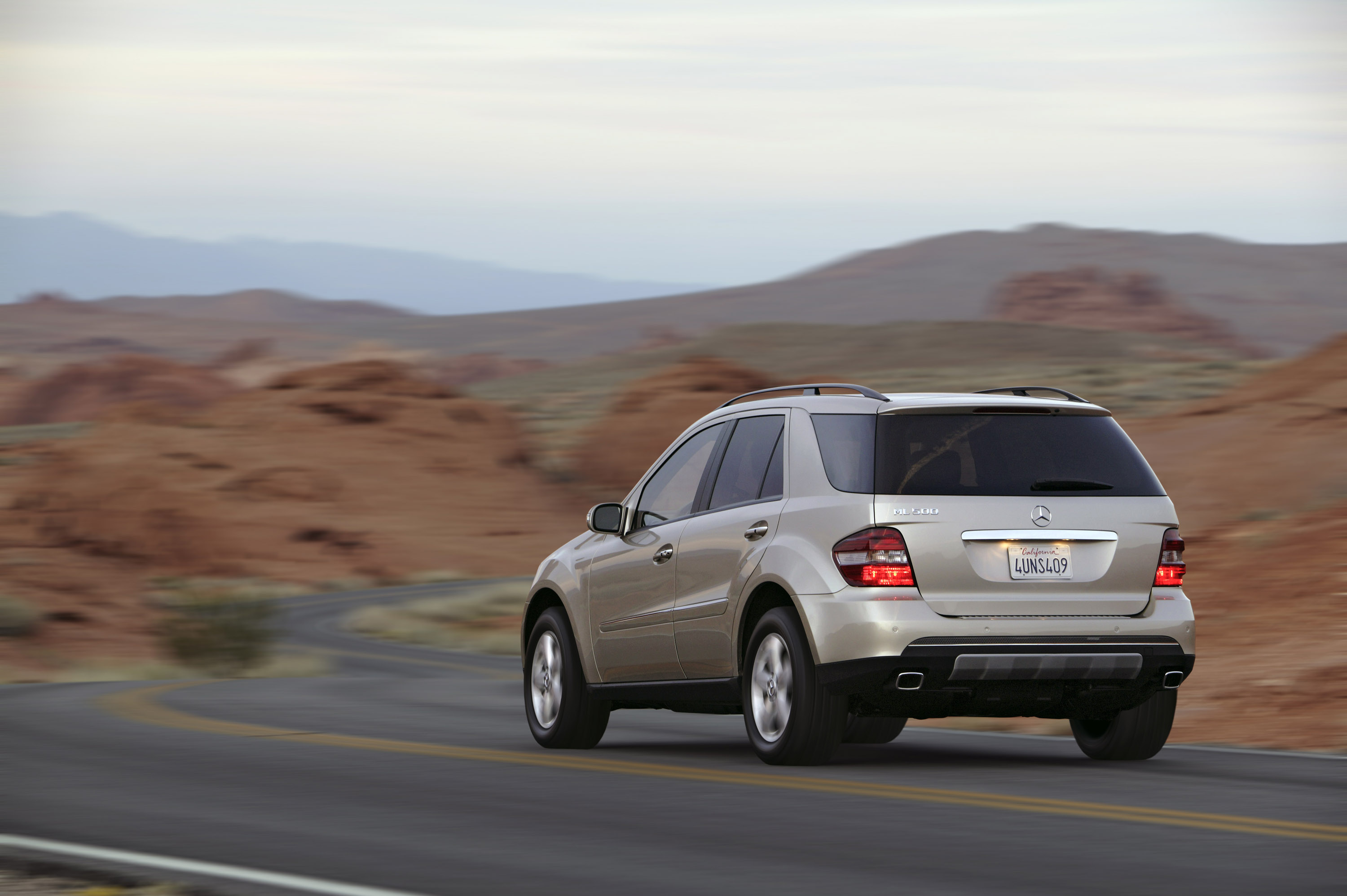 Mercedes-Benz ML500 photo #27
