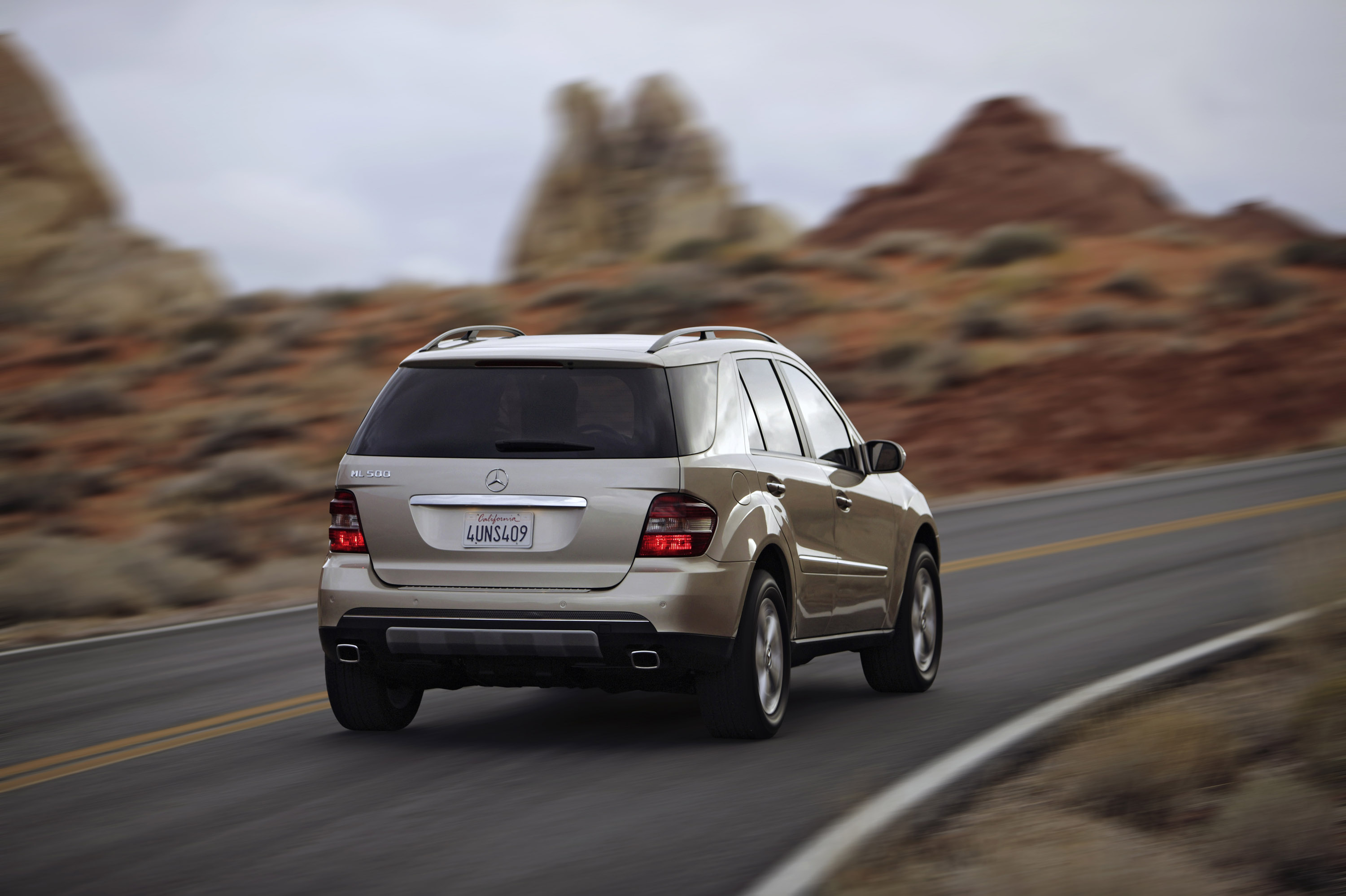 Mercedes-Benz ML500 photo #28