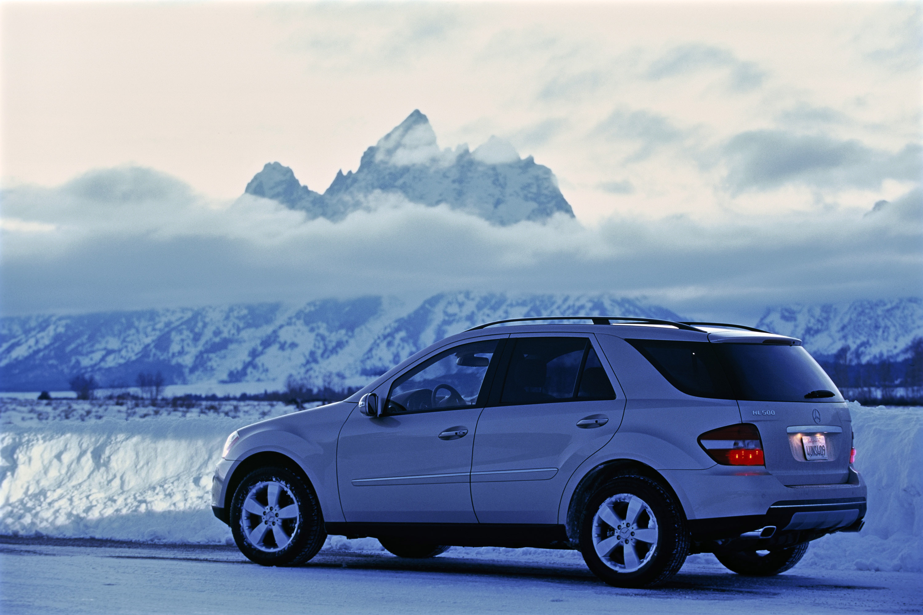 Mercedes-Benz ML500 photo #30