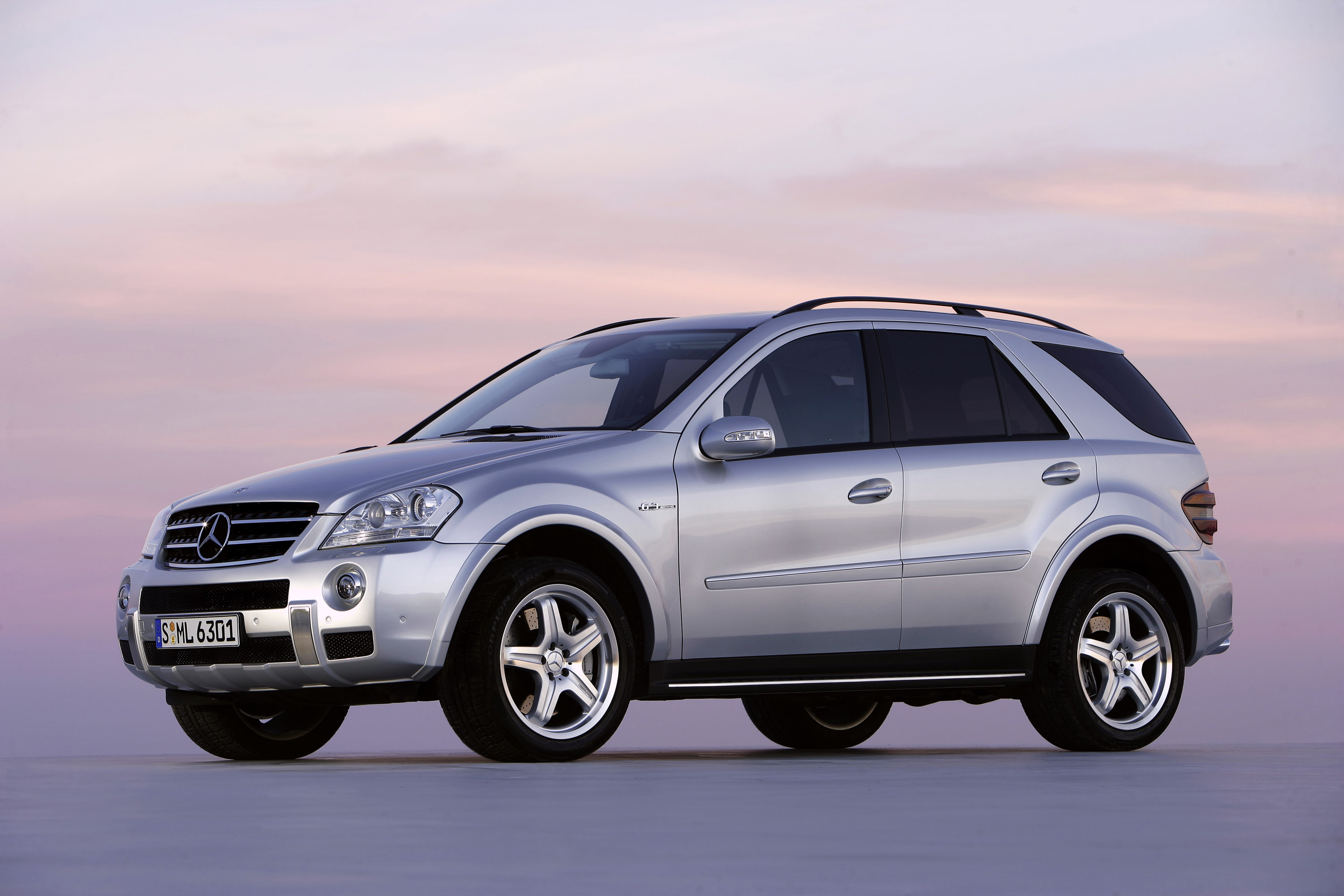 Mercedes-Benz ML63 AMG photo #1