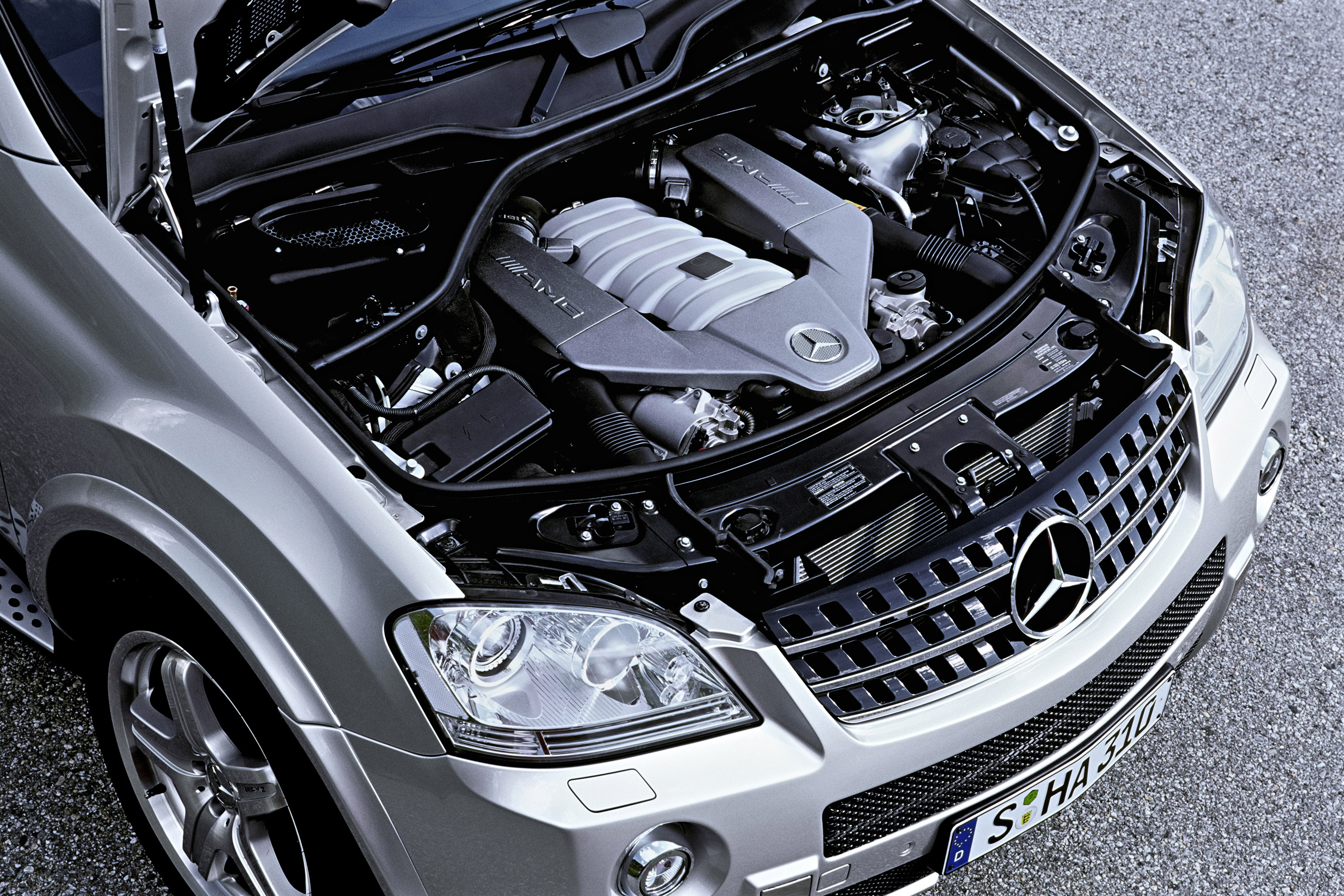 Mercedes-Benz ML63 AMG photo #39