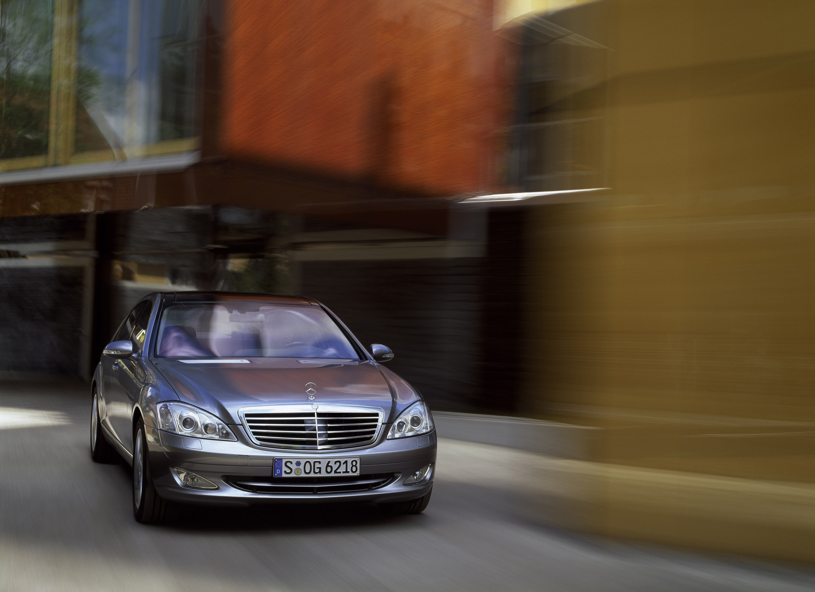Mercedes-Benz S-Class photo #21