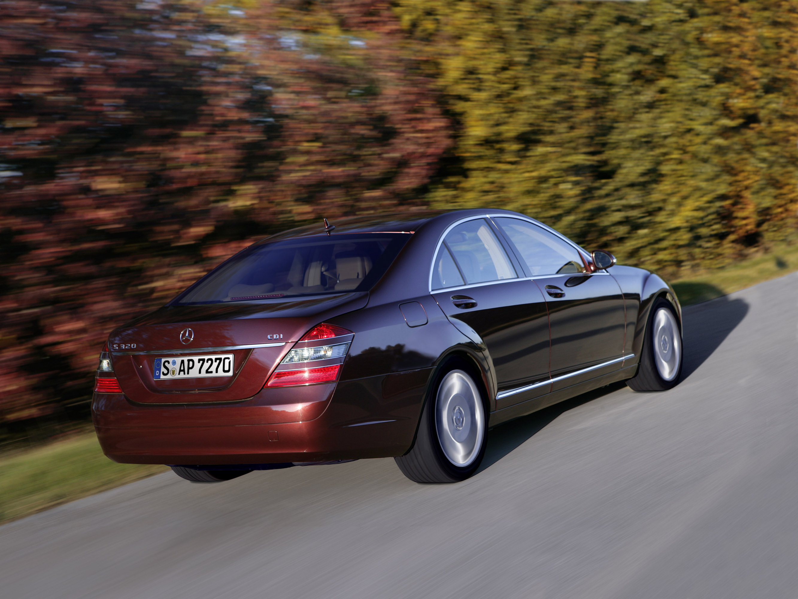 Mercedes-Benz S-Class photo #92