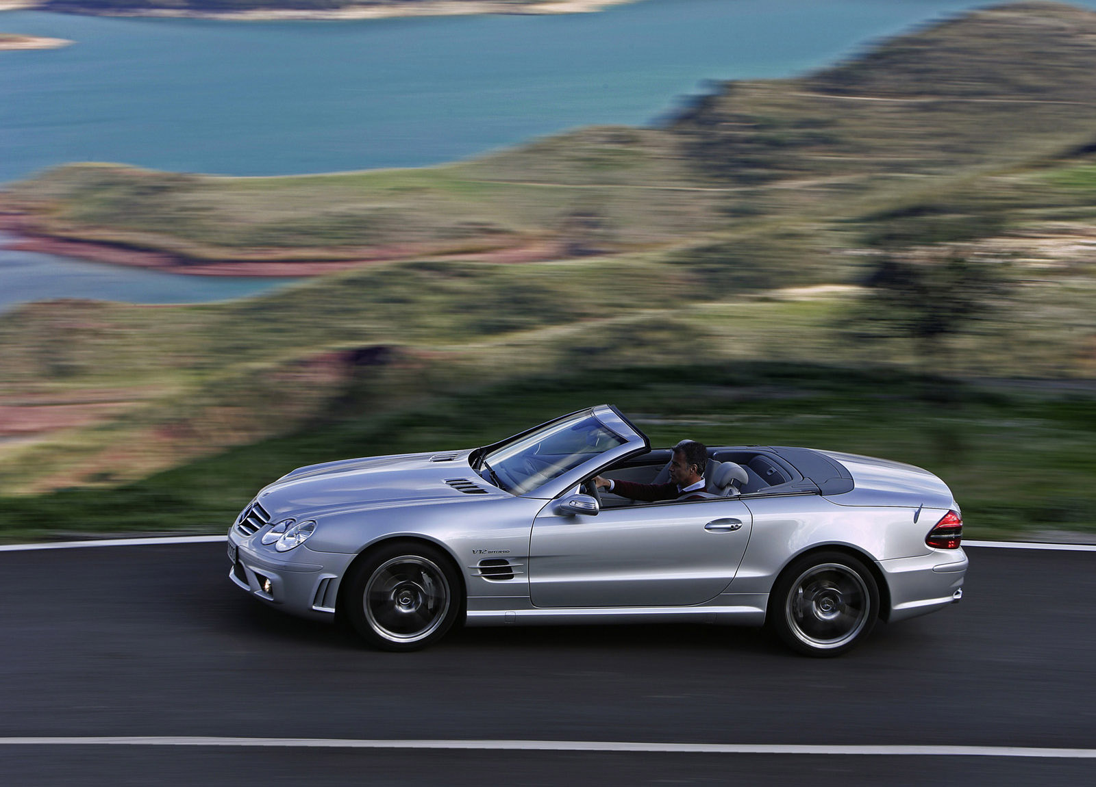 Mercedes-Benz SL 65 AMG photo #2