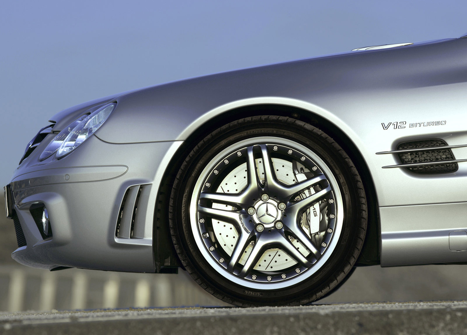 Mercedes-Benz SL 65 AMG photo #4