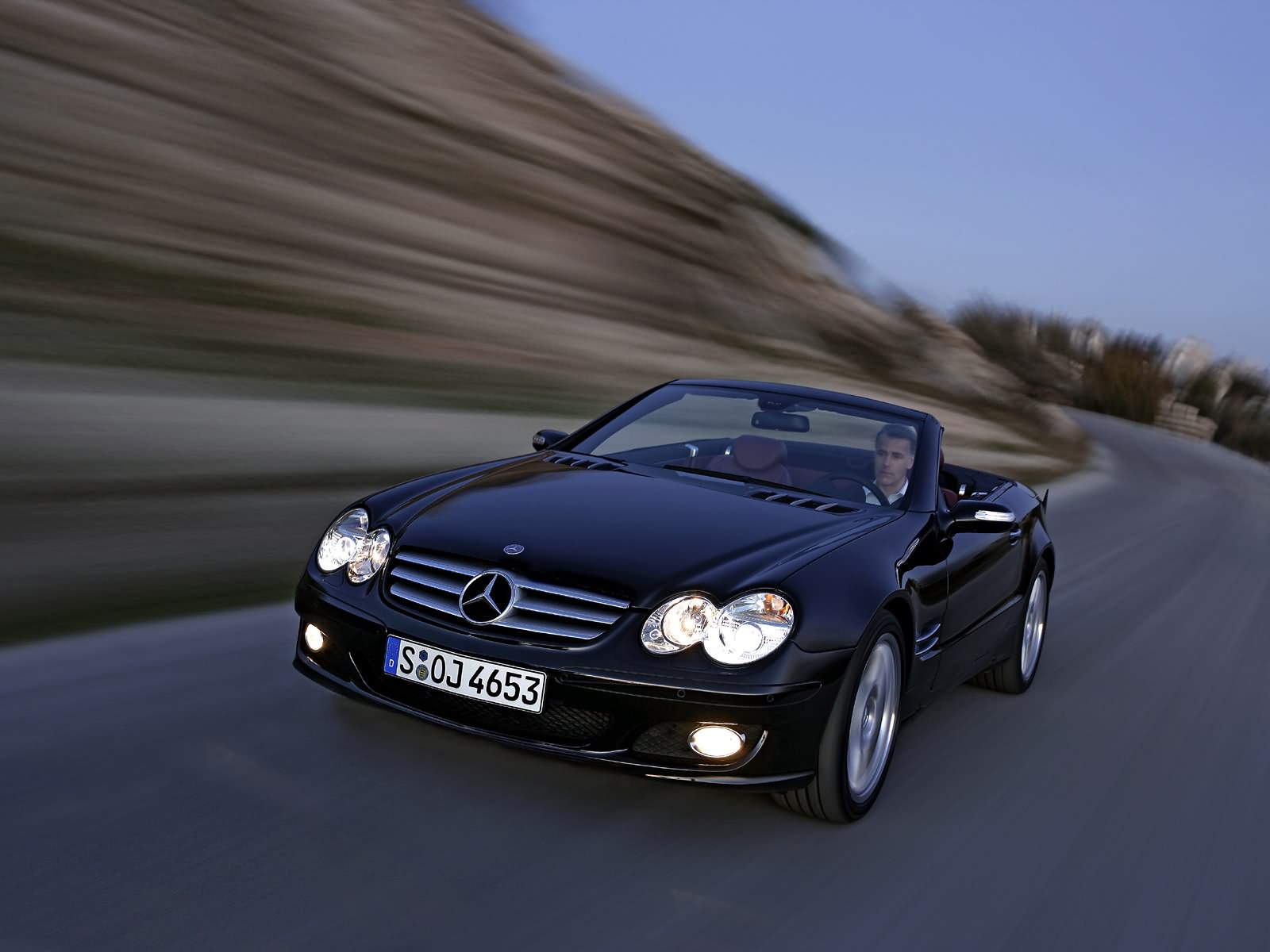 Mercedes-Benz SL350 photo #2