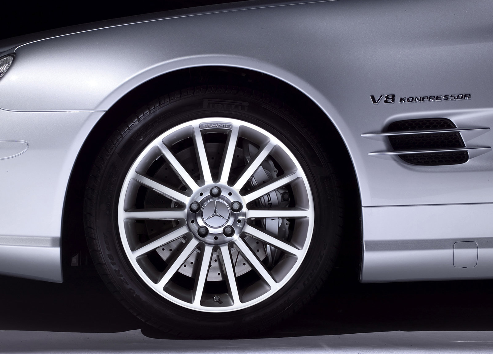 Mercedes-Benz SL55 AMG photo #22