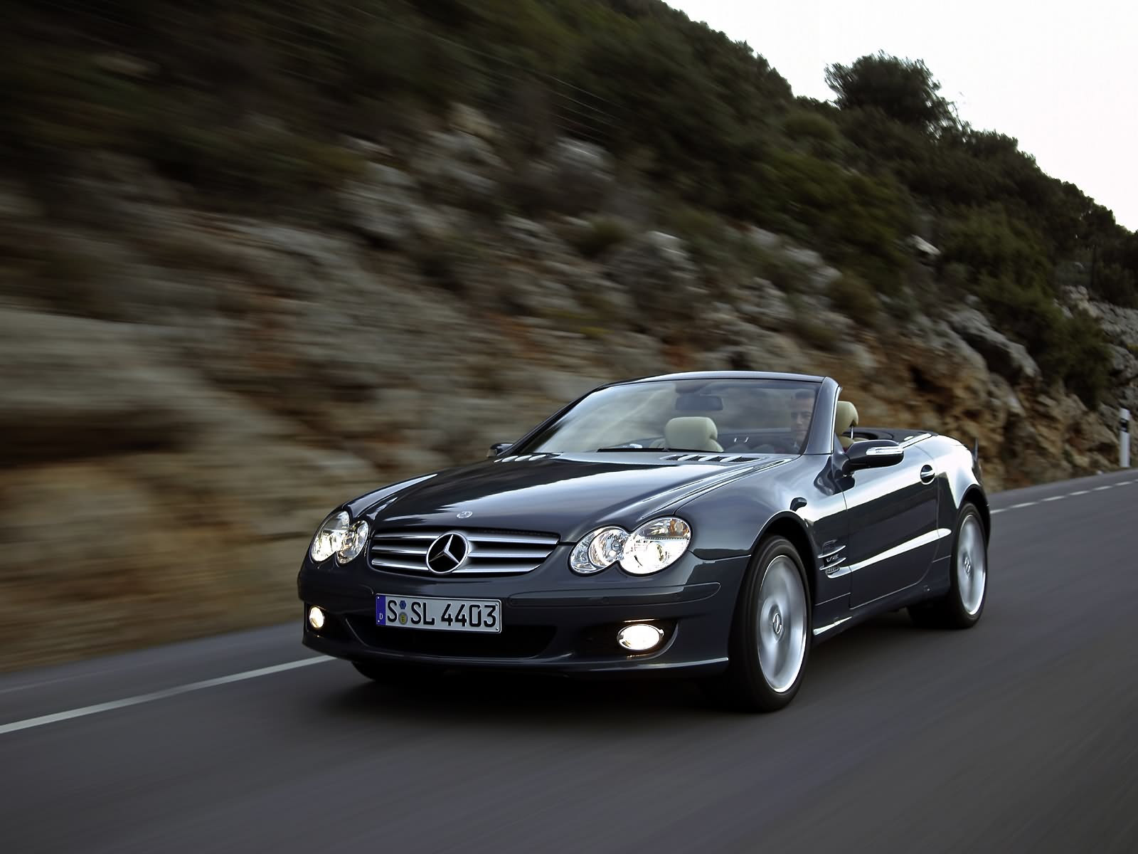 Mercedes-Benz SL600 photo #2