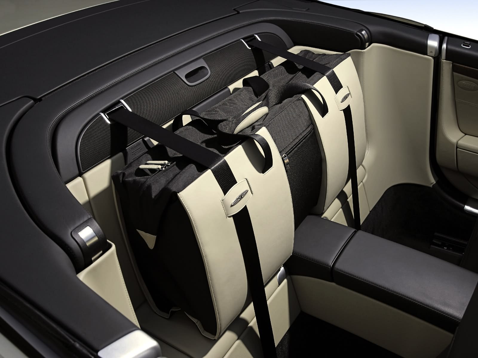 Mercedes-Benz SL600 photo #17